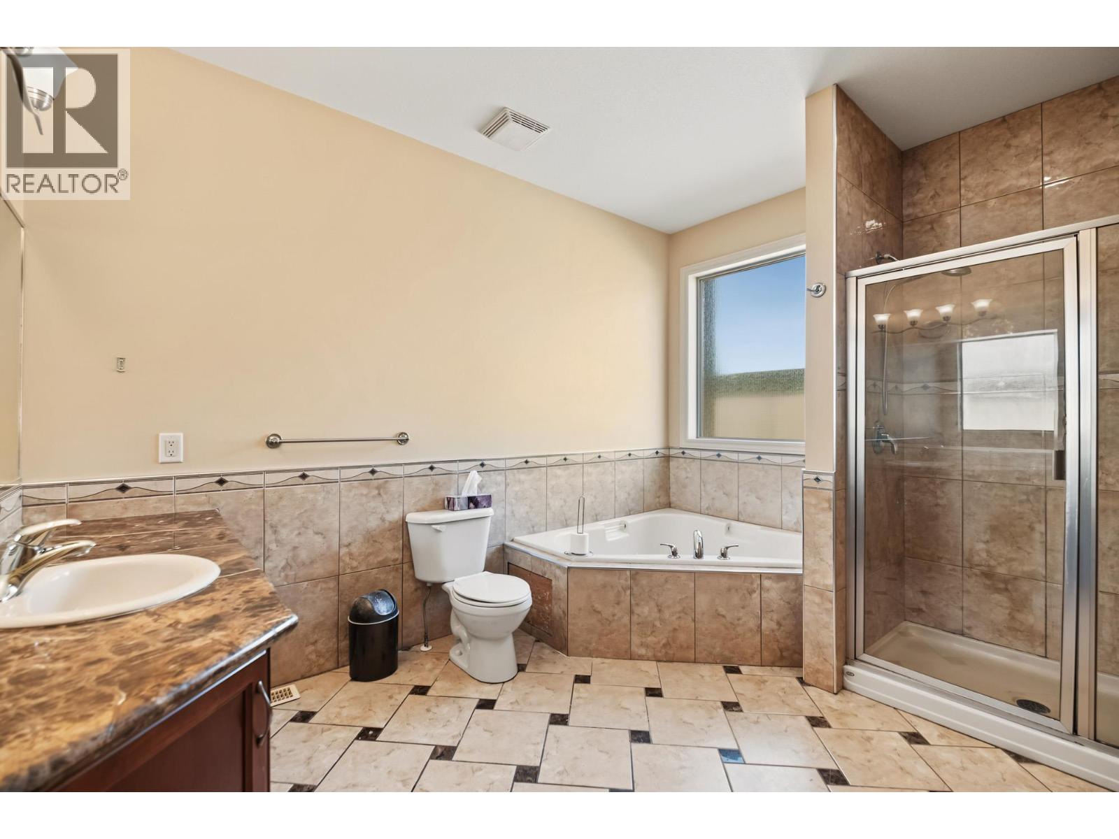 2405 Cobblestone Road Property Photo 23