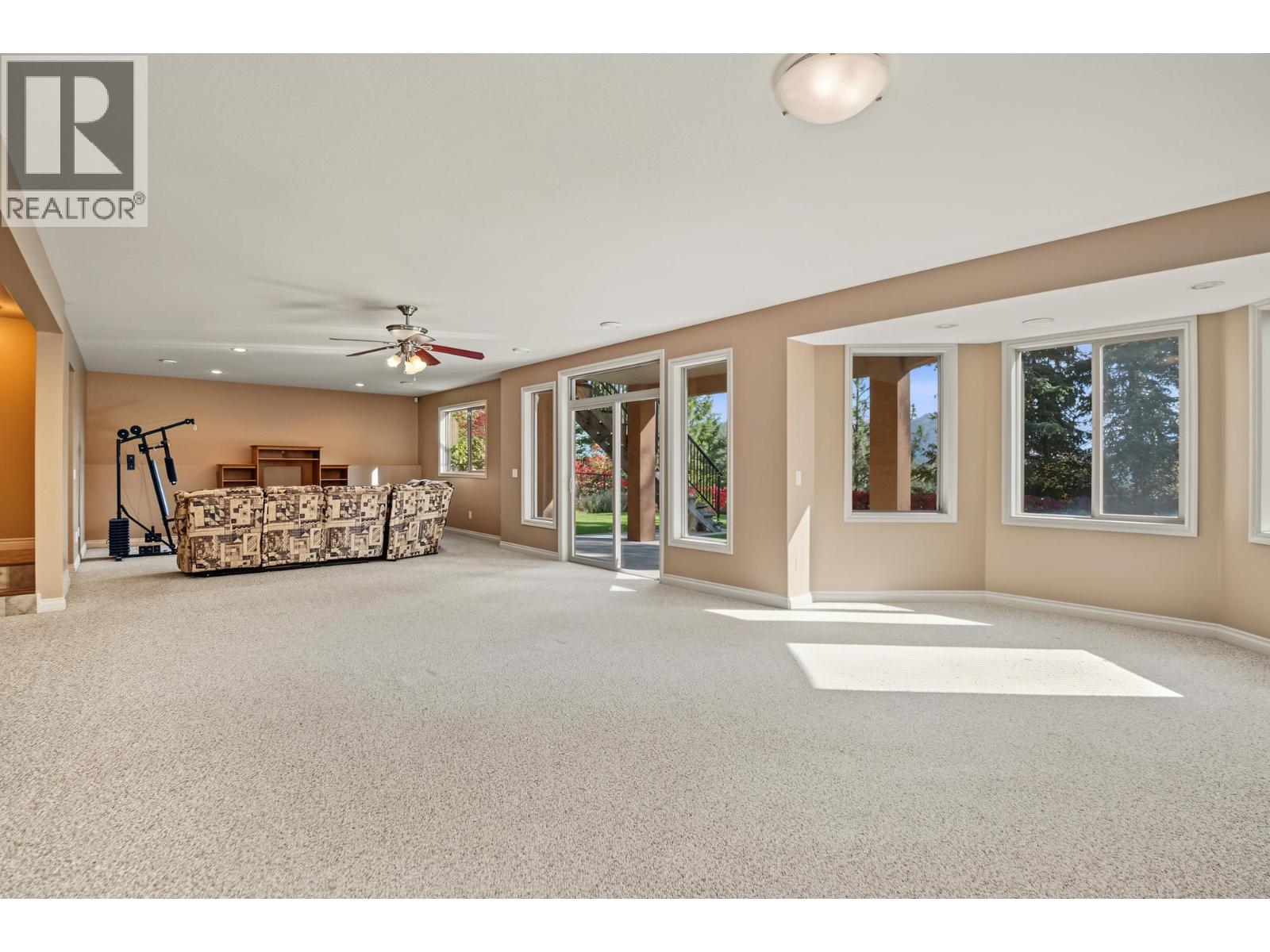 2405 Cobblestone Road Property Photo 32