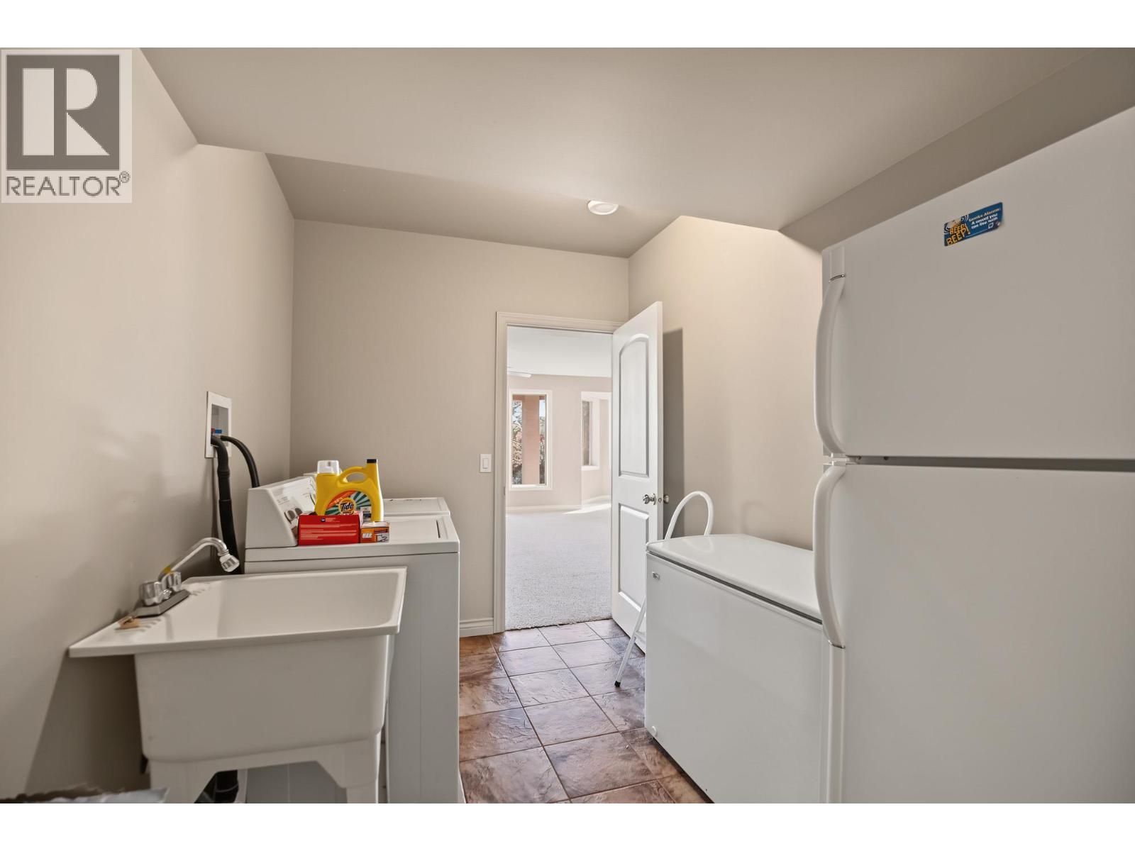 2405 Cobblestone Road Property Photo 42