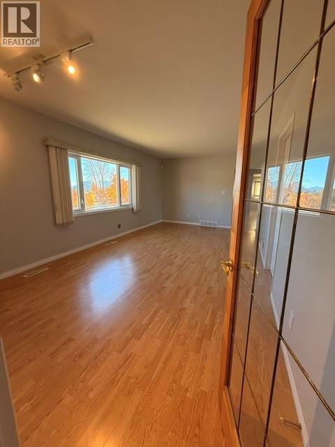 406 5th Avenue Property Photo 10
