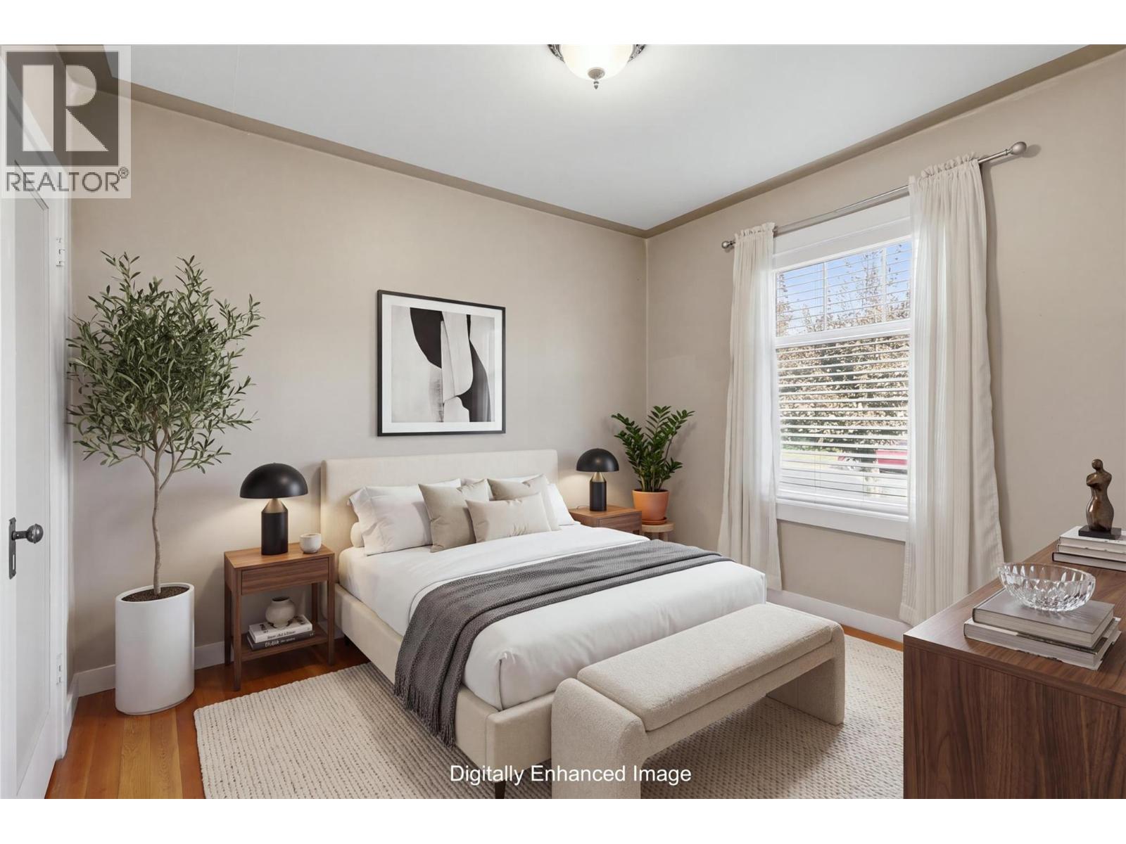 1233 Pine Street Property Photo 18