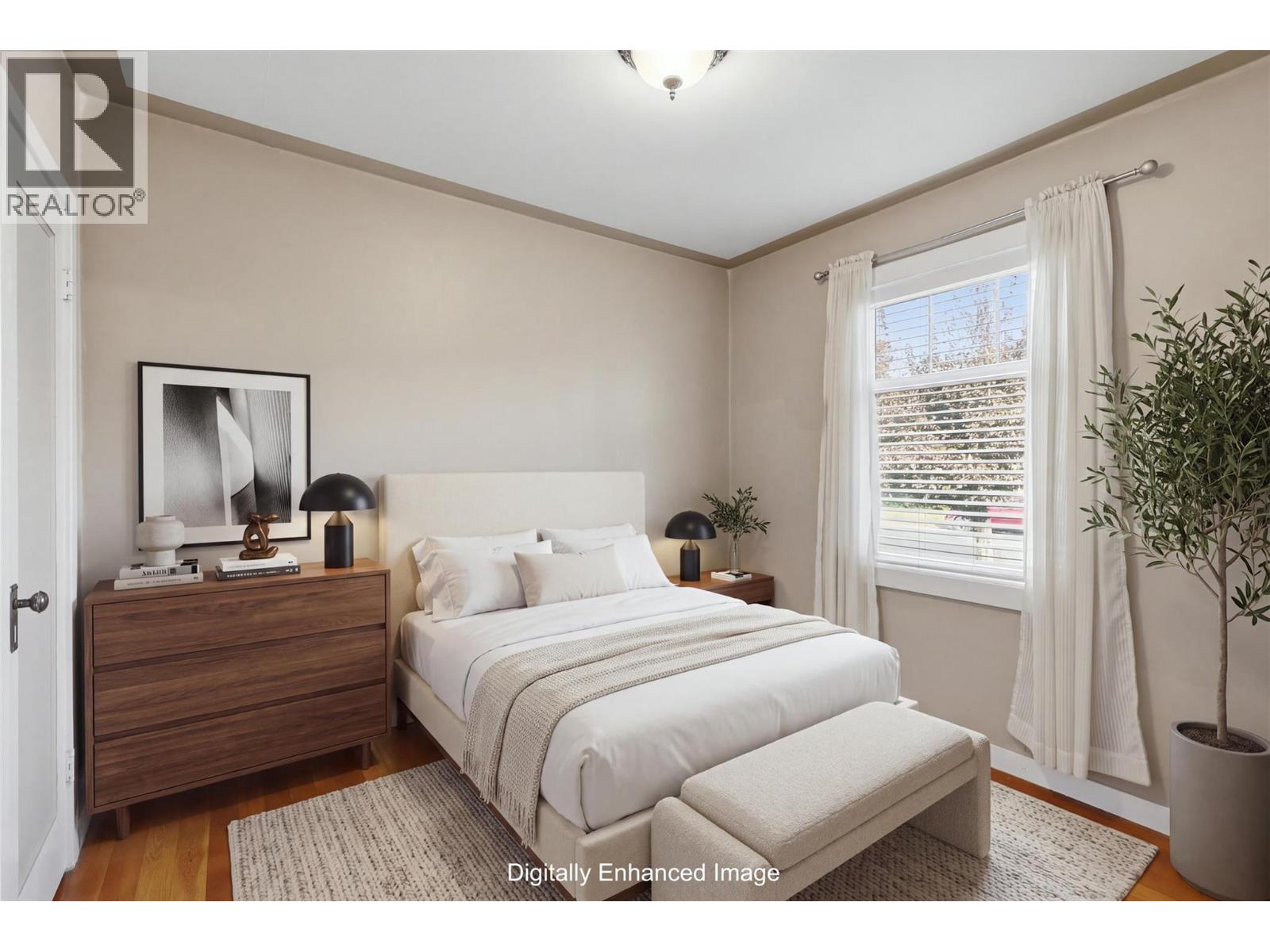 1233 Pine Street Property Photo 19