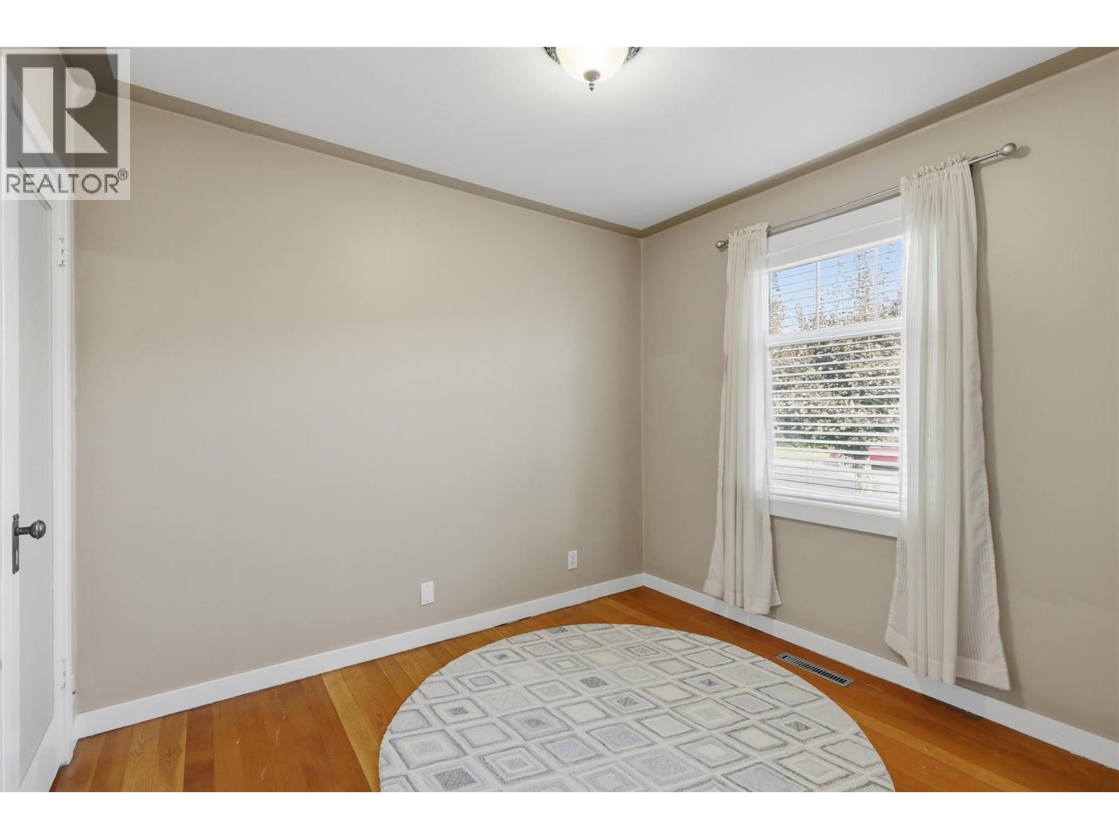 1233 Pine Street Property Photo 20