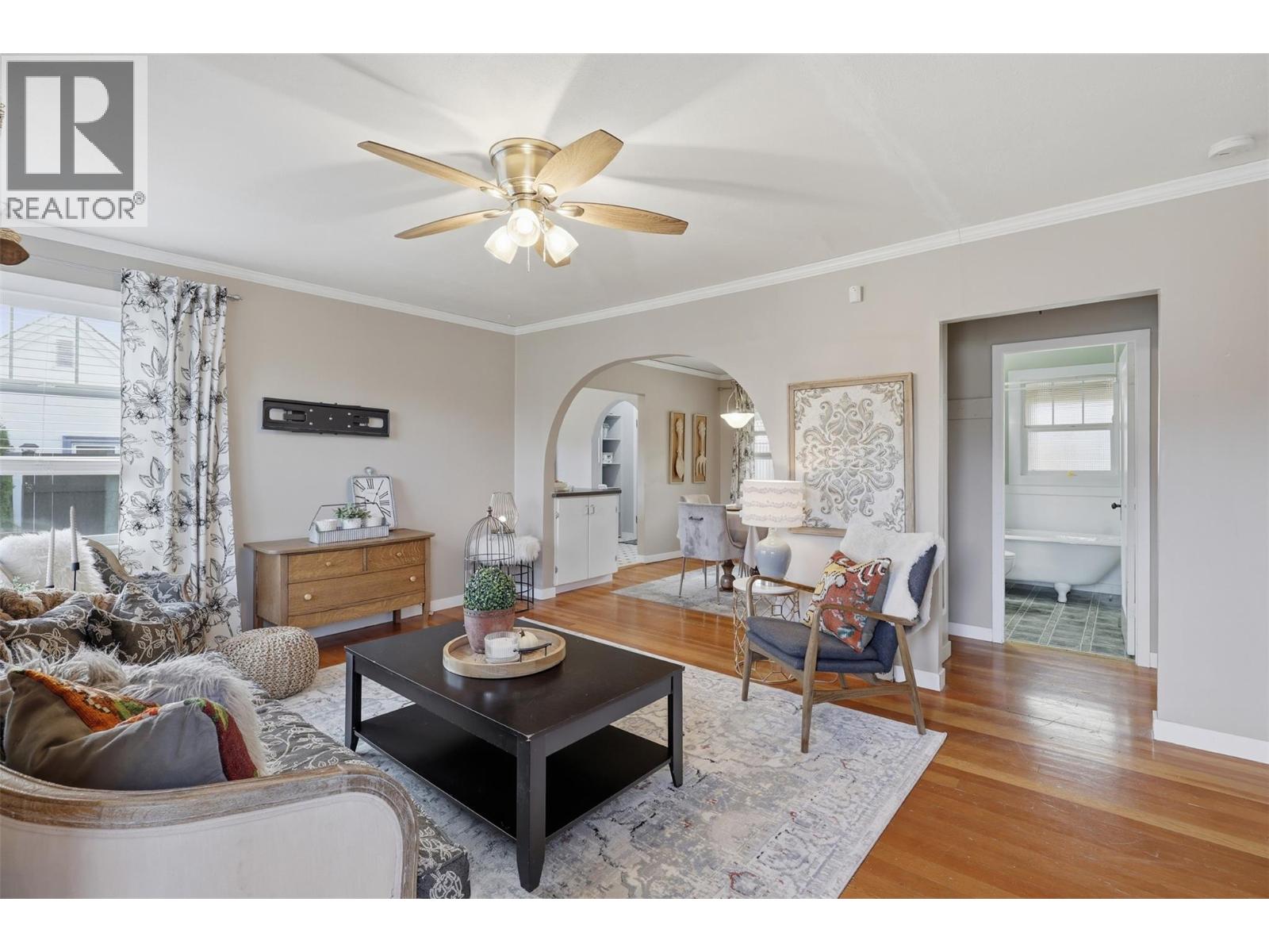 1233 Pine Street Property Photo 33