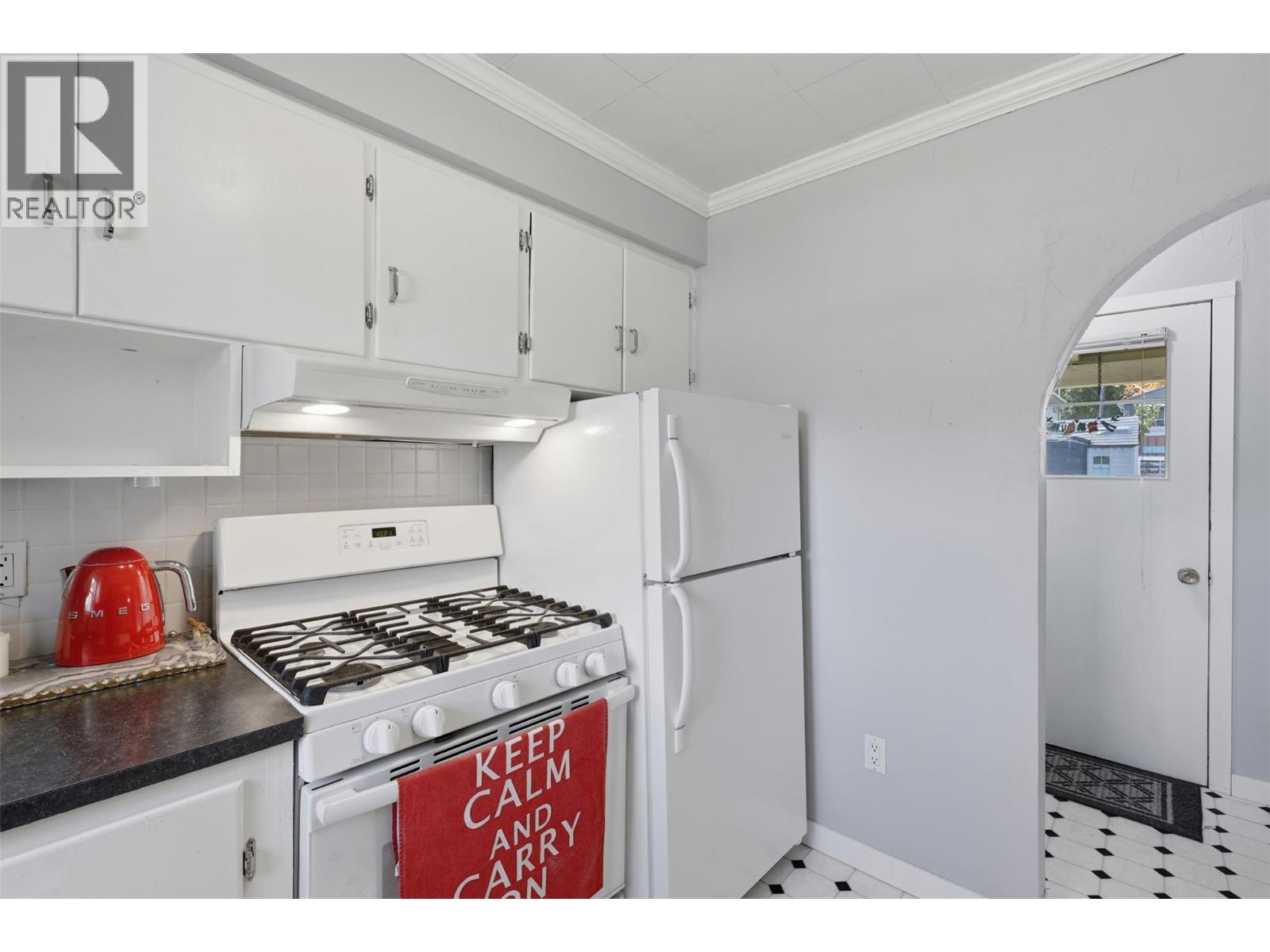 1233 Pine Street Property Photo 34