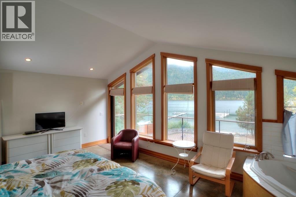 4662 Crescent Road Property Photo 19