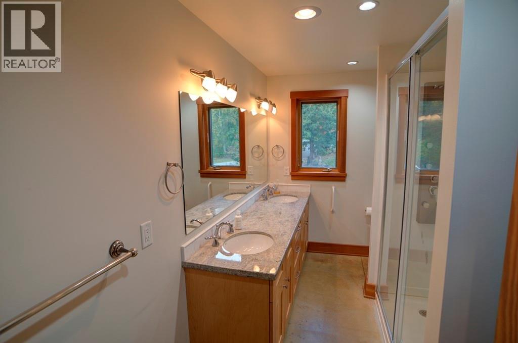 4662 Crescent Road Property Photo 20