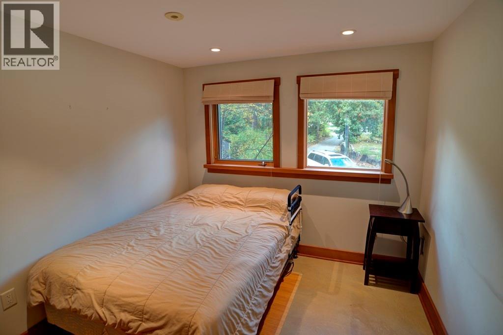 4662 Crescent Road Property Photo 21