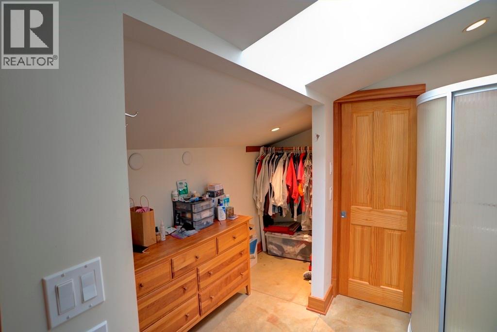 4662 Crescent Road Property Photo 25