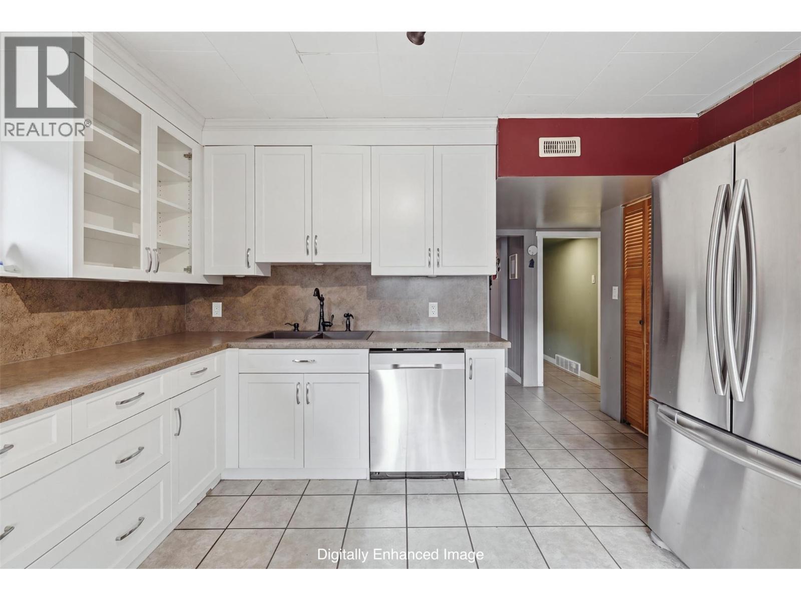 894 Mayne Road Property Photo 18