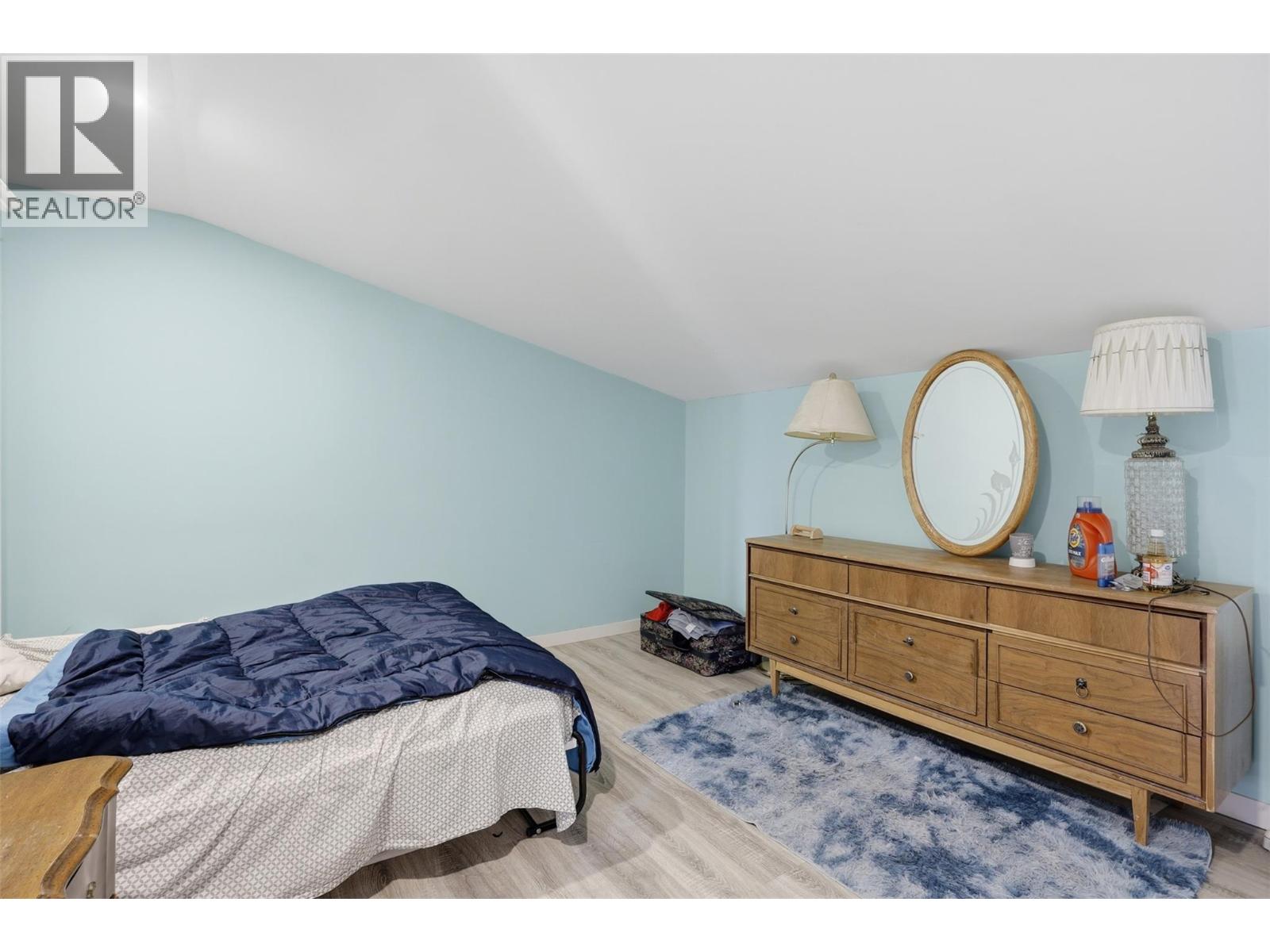 894 Mayne Road Property Photo 38