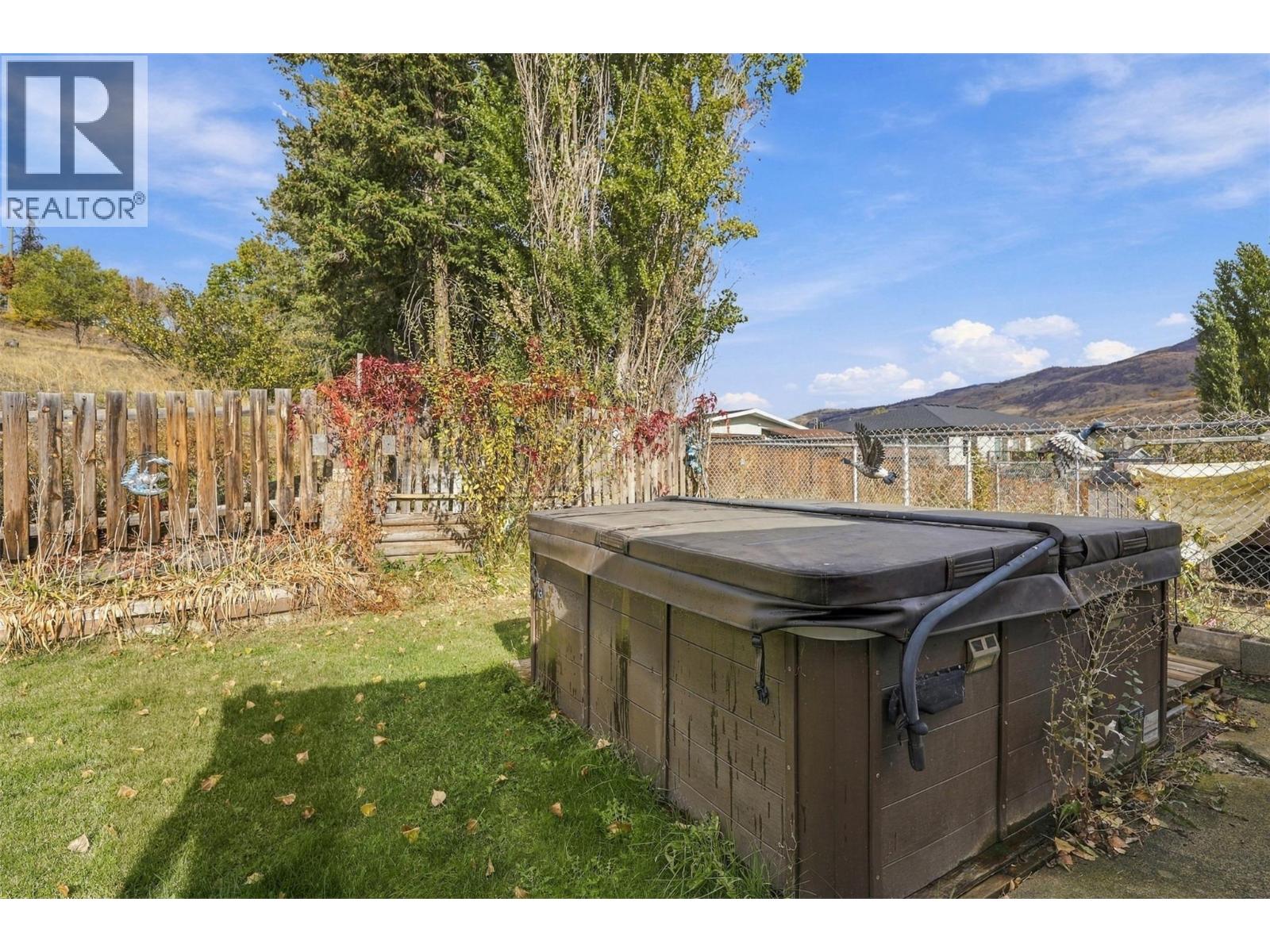 894 Mayne Road Property Photo 44