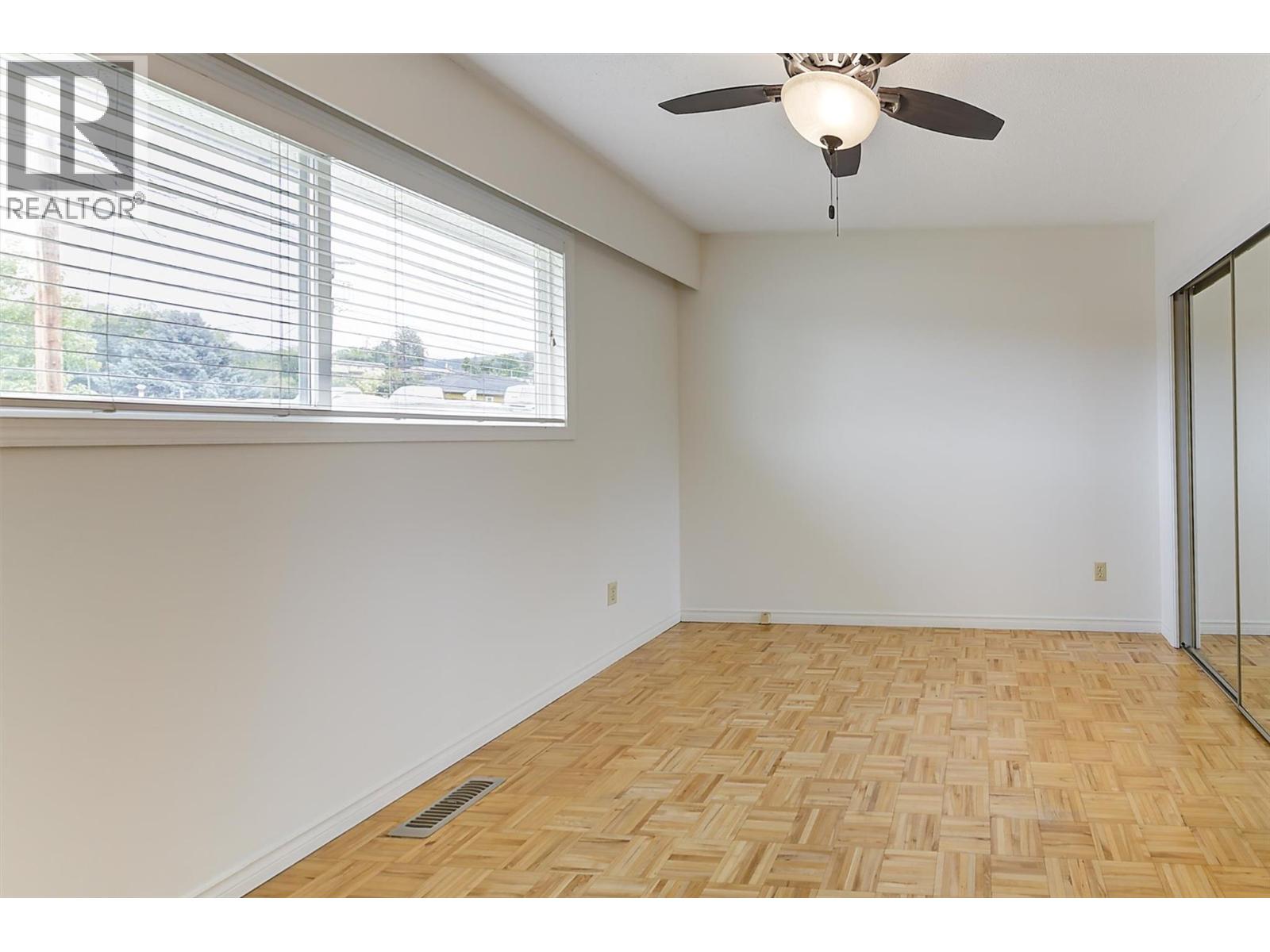 430 Perth Road Property Photo 17