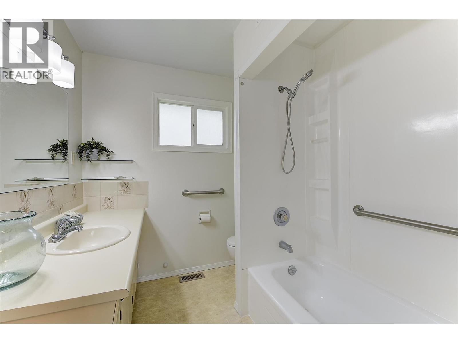 430 Perth Road Property Photo 20