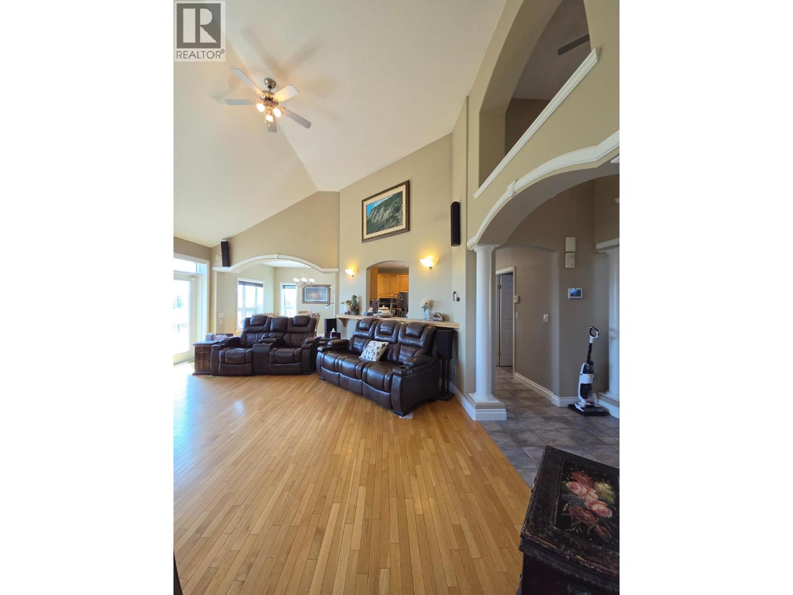 4083 Jackfish Lake Road Property Photo 10