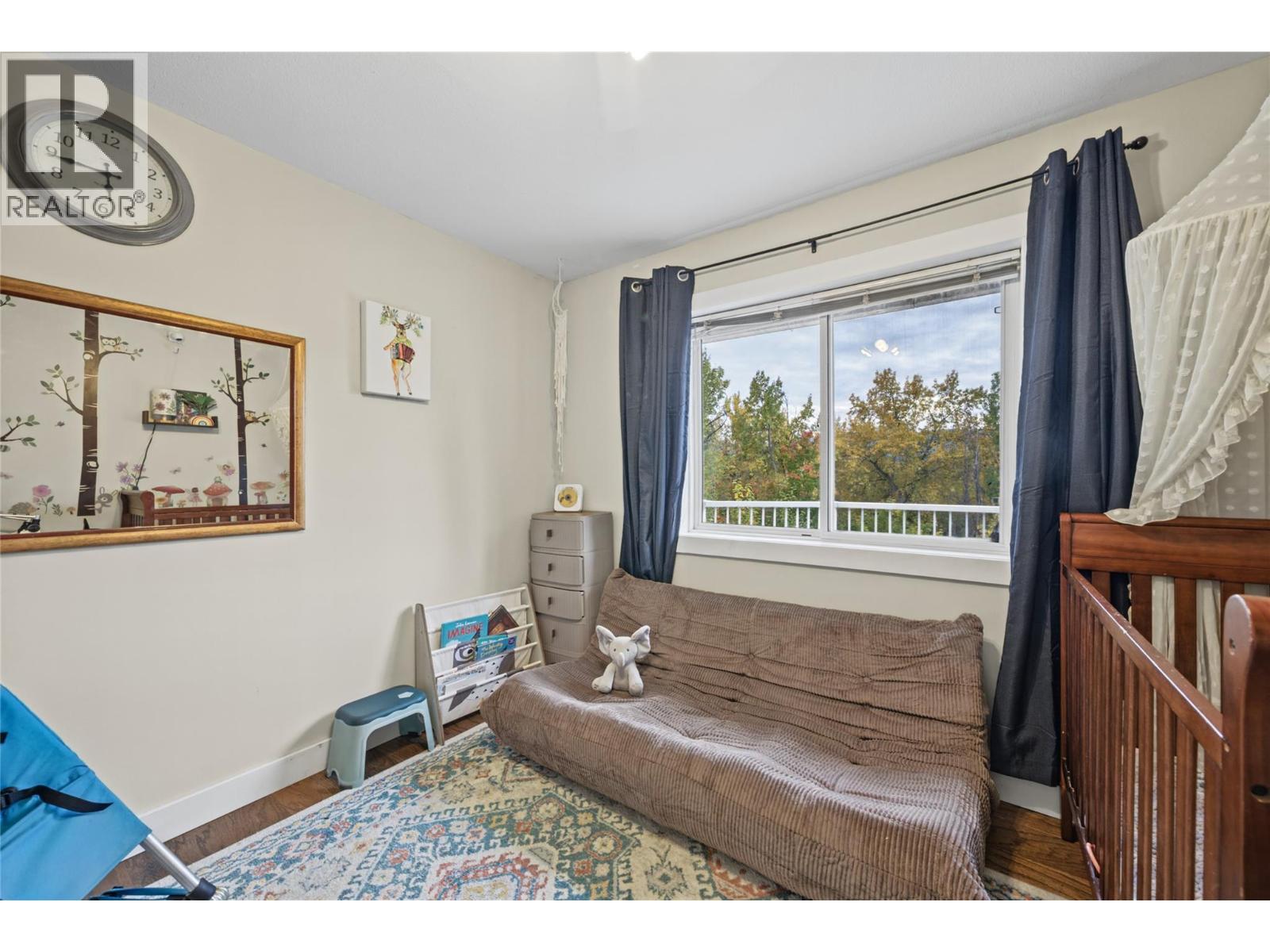 251 17 Street Se Property Photo 36