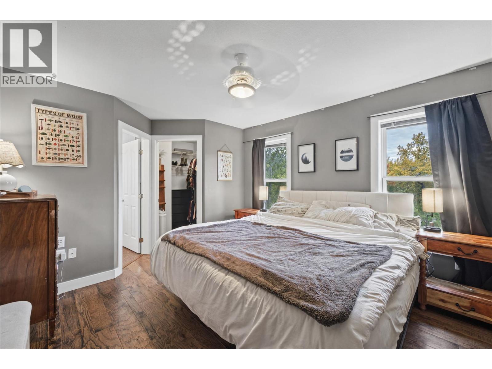 251 17 Street Se Property Photo 37