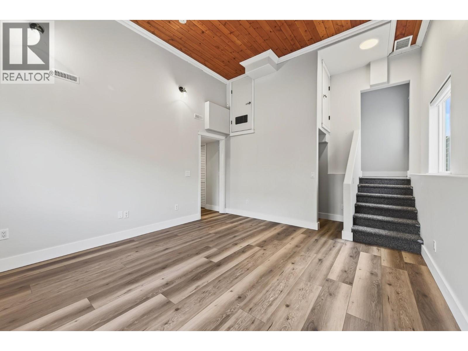 2620 Briarwood Avenue Property Photo 28