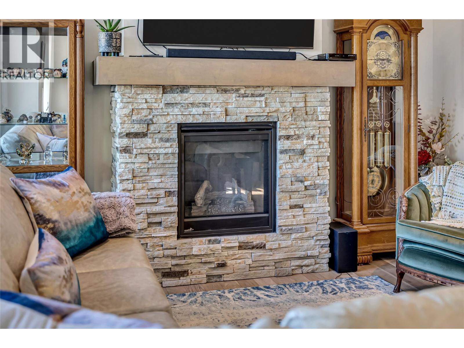 2345 Spring Lane Property Photo 15