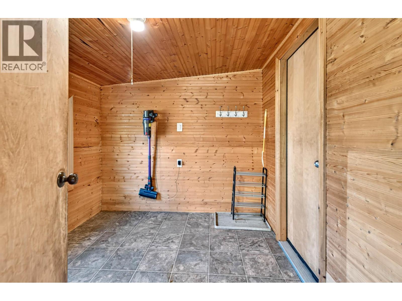 1720 Dunn Lake Road Property Photo 14