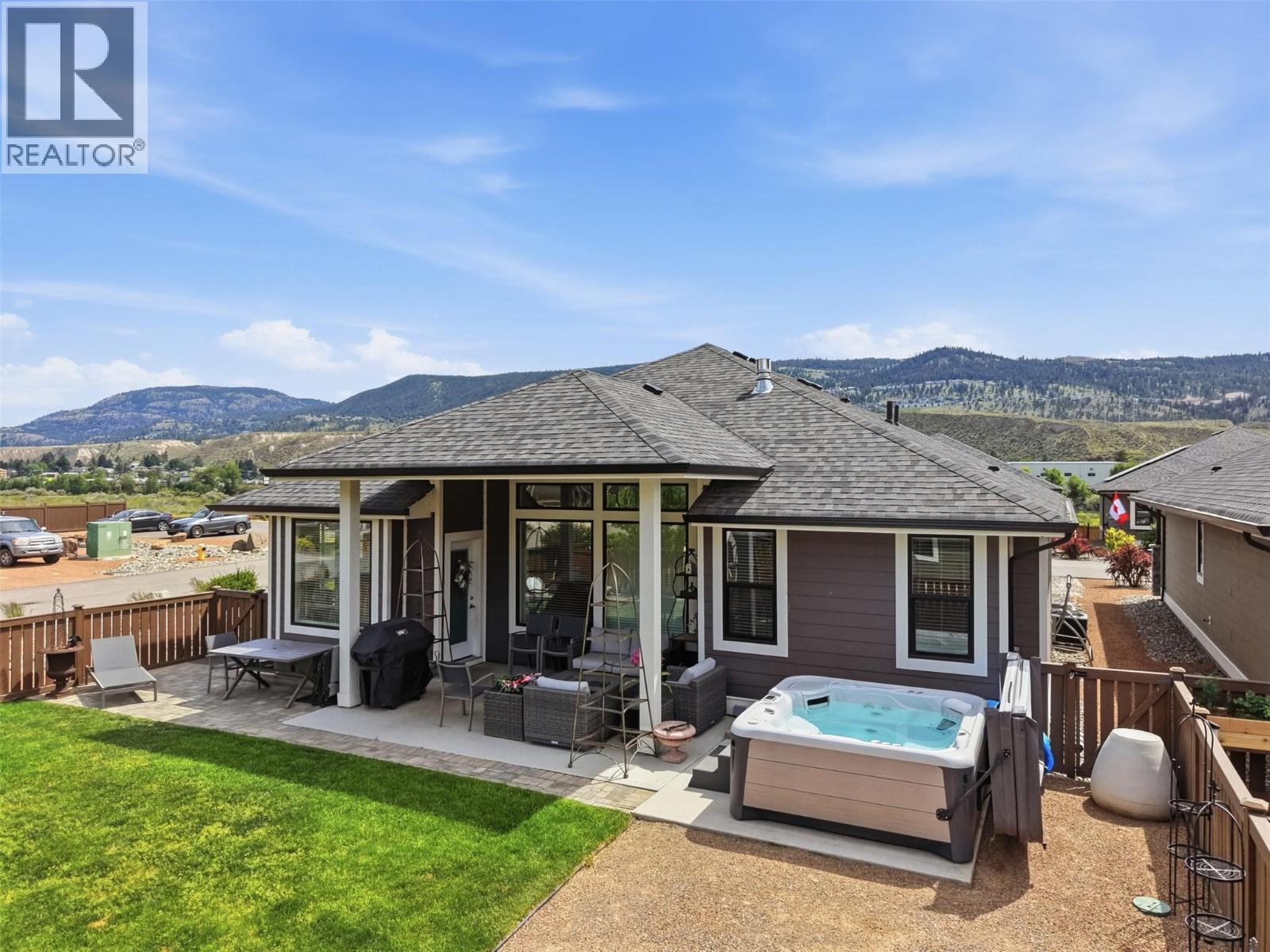 641 Shuswap Road E Unit# 327 Property Photo 4