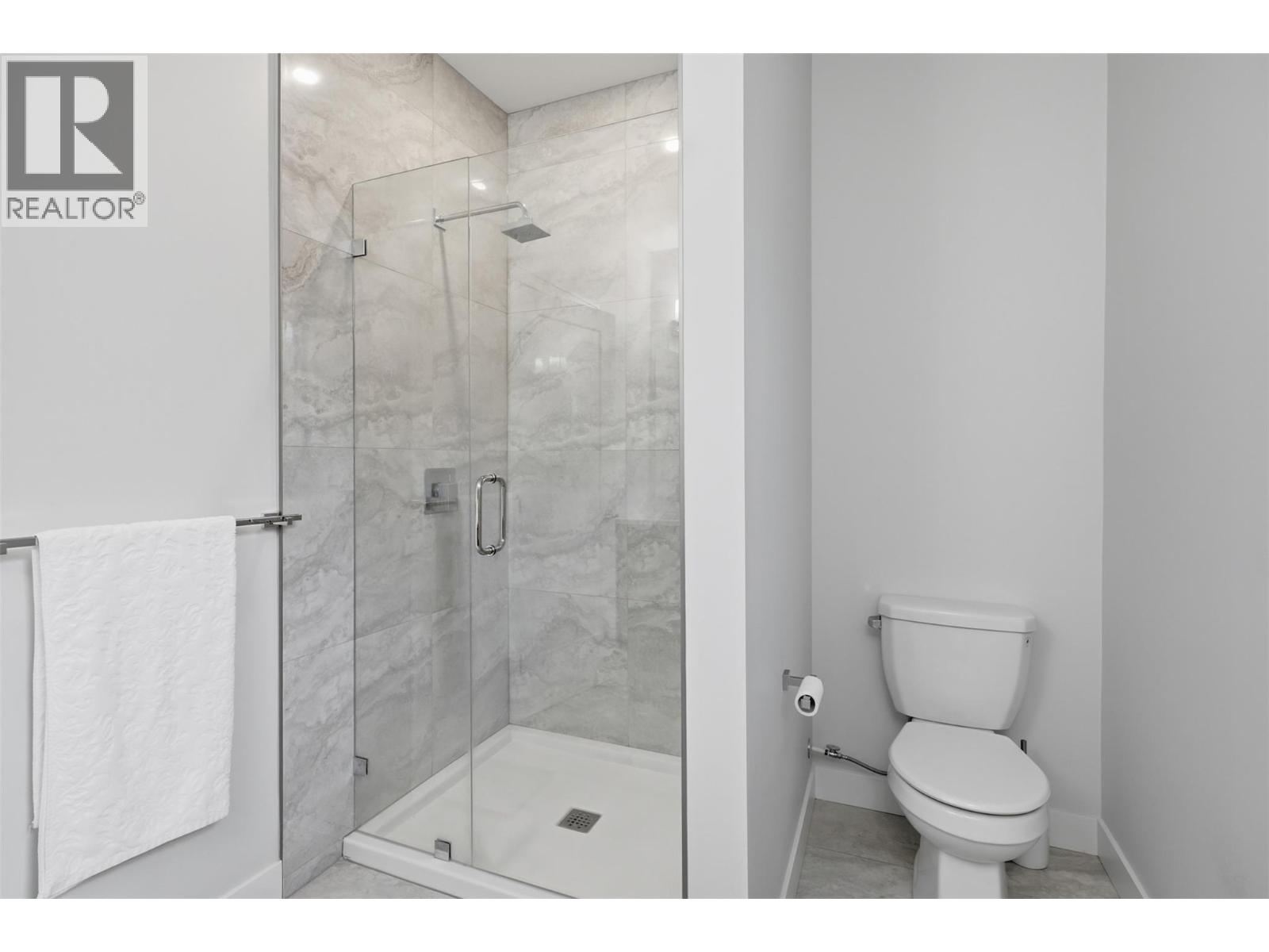 641 Shuswap Road E Unit# 327 Property Photo 30