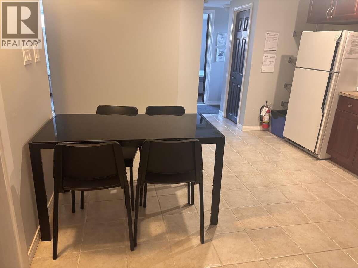 725 Ross Avenue Property Photo 23