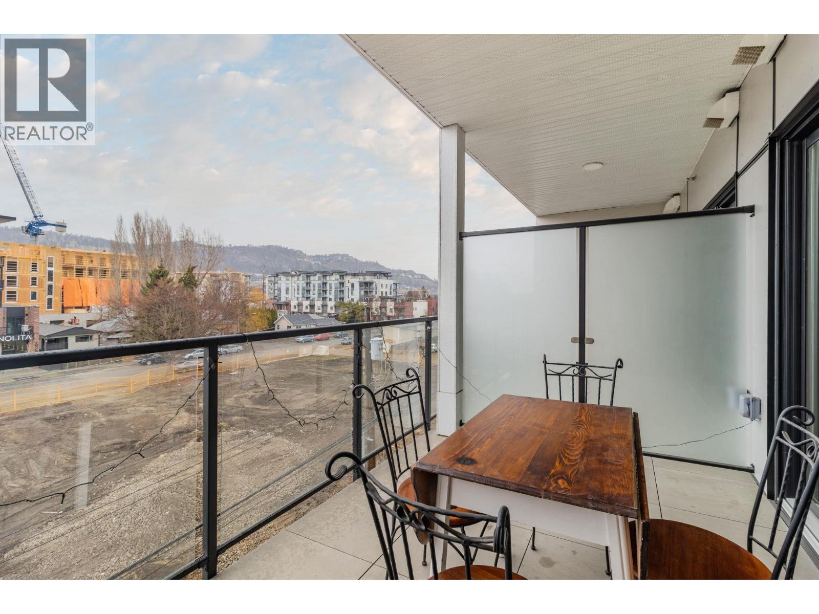 604 Cawston Avenue Unit# 404 Property Photo 5
