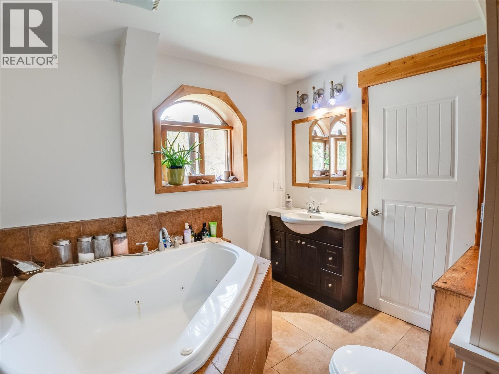 6238 Youngs Road Property Photo 43