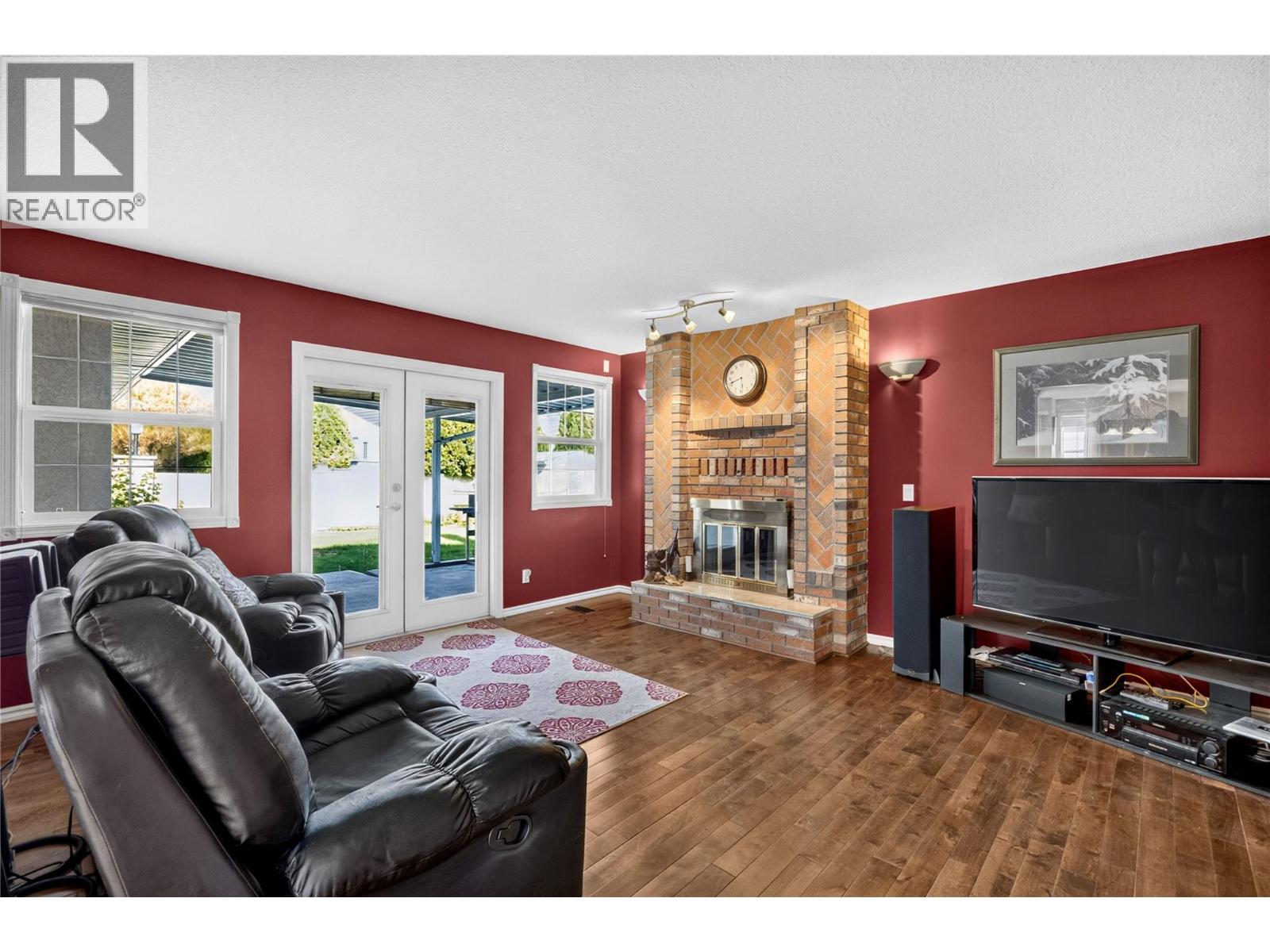 153 Yorkton Avenue Property Photo 11