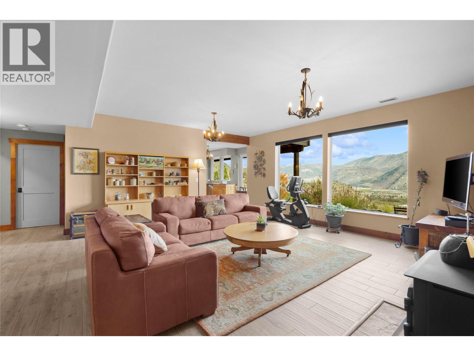 594 Wilson Mountain Road Property Photo 38