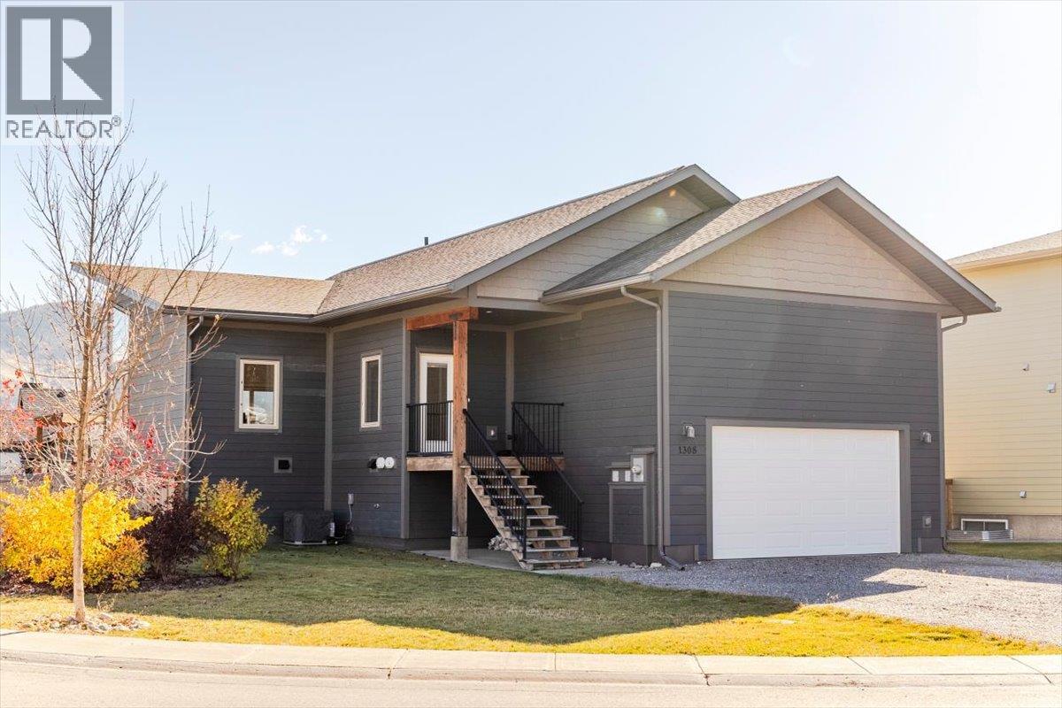 1308 Cherrywood Boulevard Property Photo 1