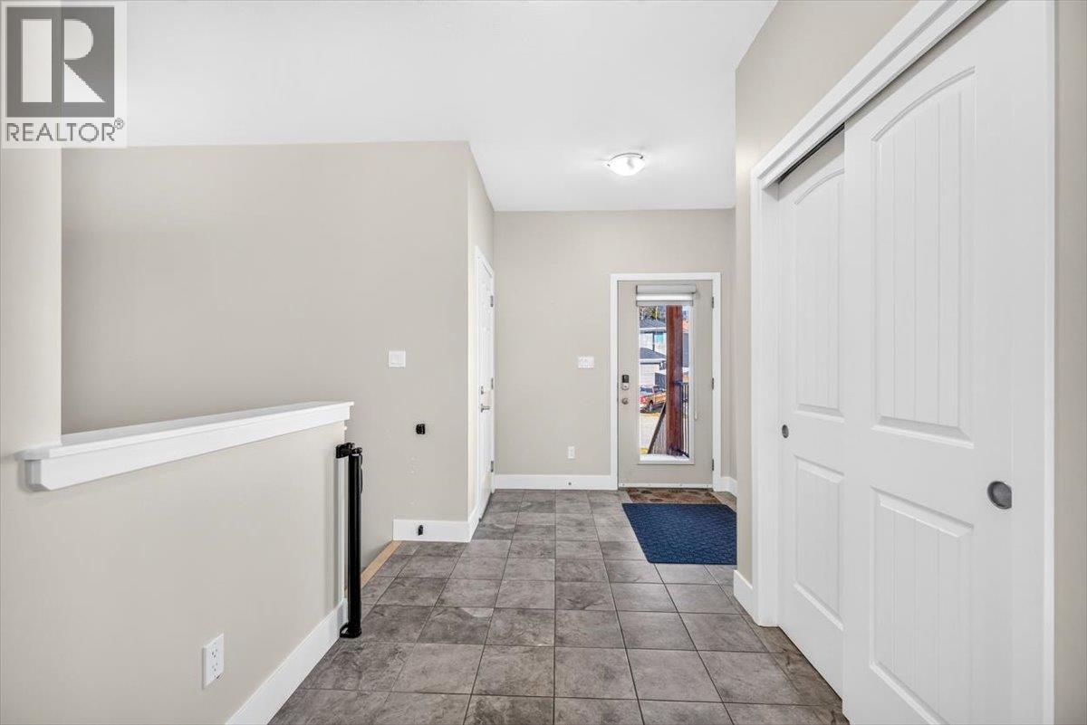 1308 Cherrywood Boulevard Property Photo 3