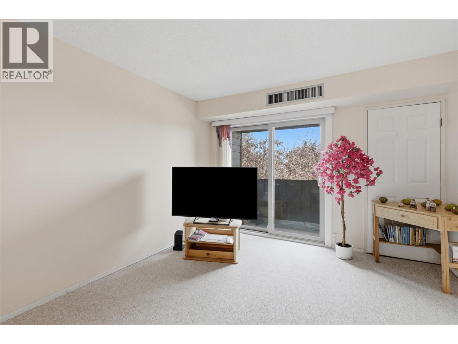 245 Gordonhorn Drive Unit# 347 Property Photo 7