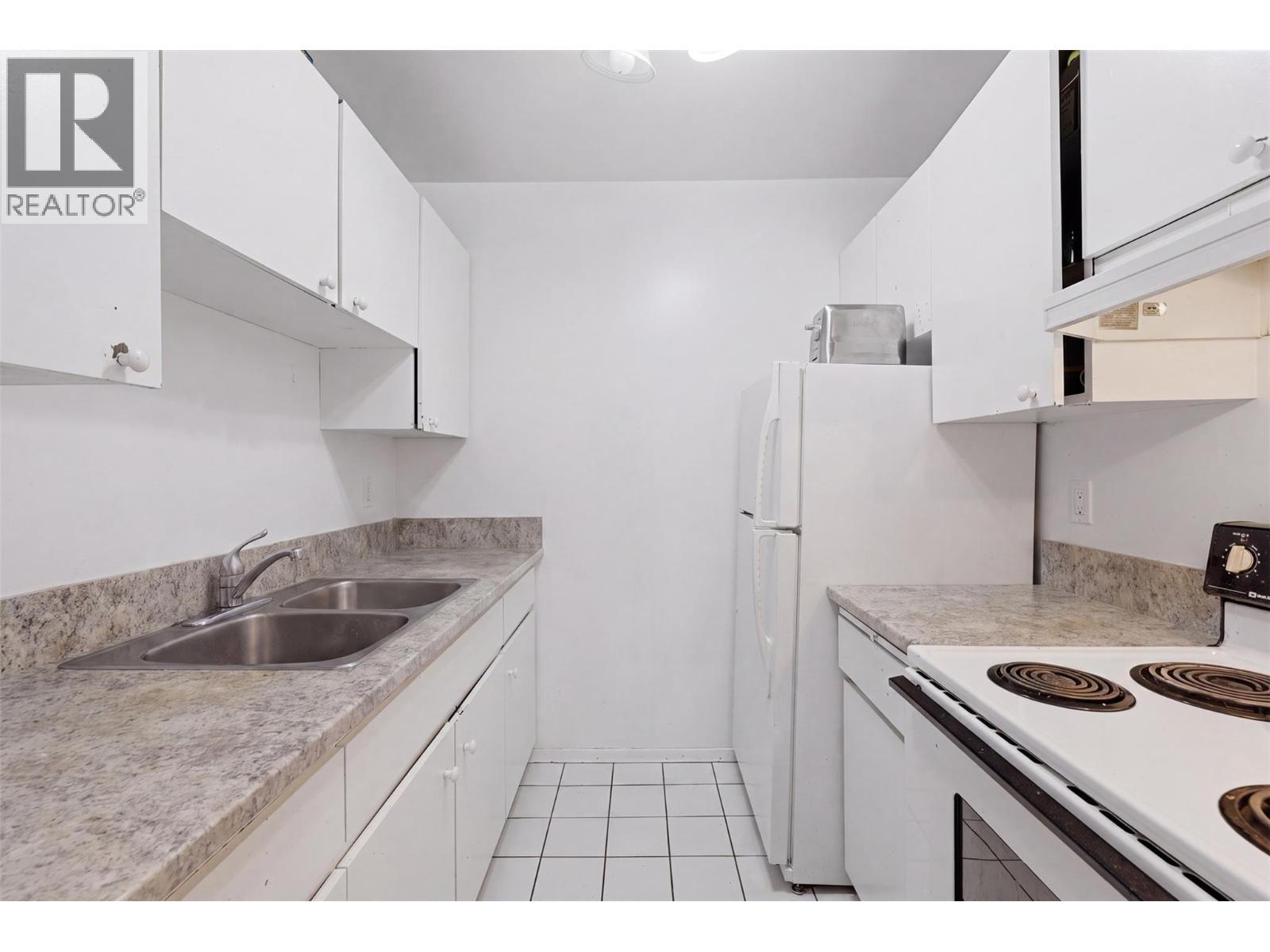 245 Gordonhorn Drive Unit# 347 Property Photo 11
