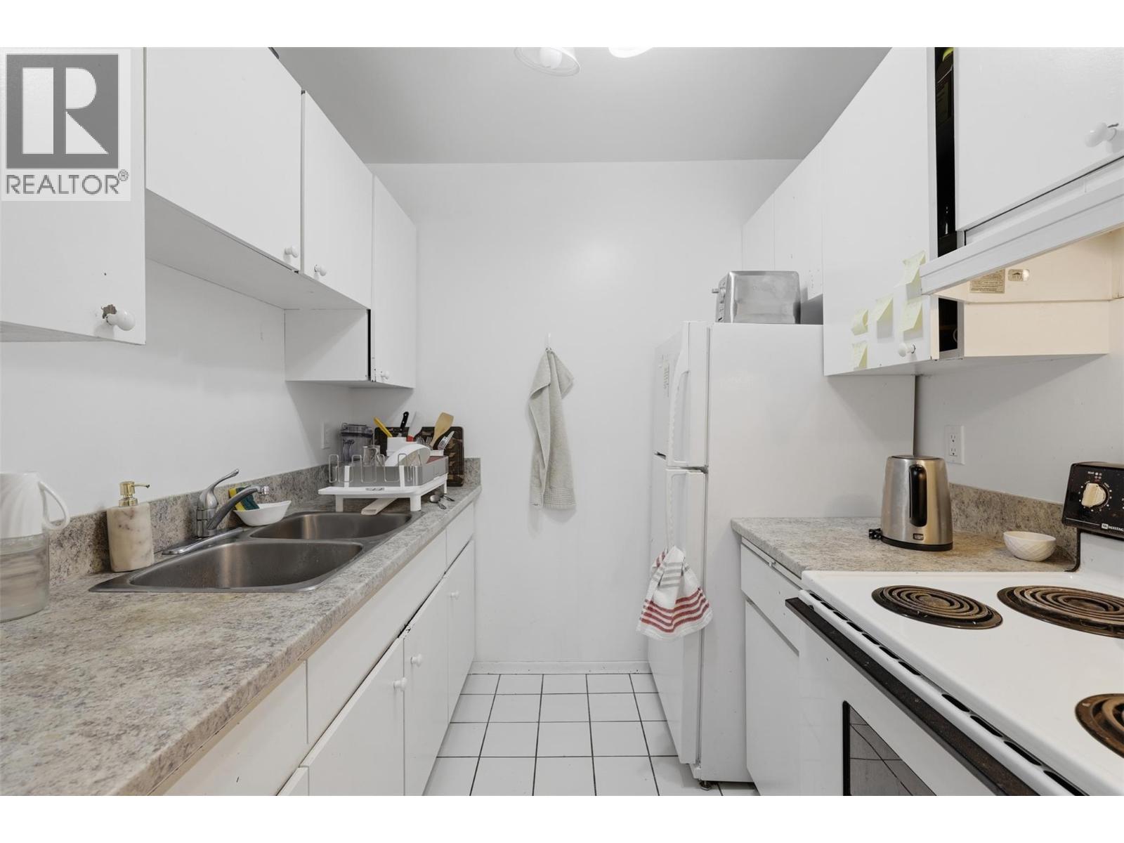 245 Gordonhorn Drive Unit# 347 Property Photo 12