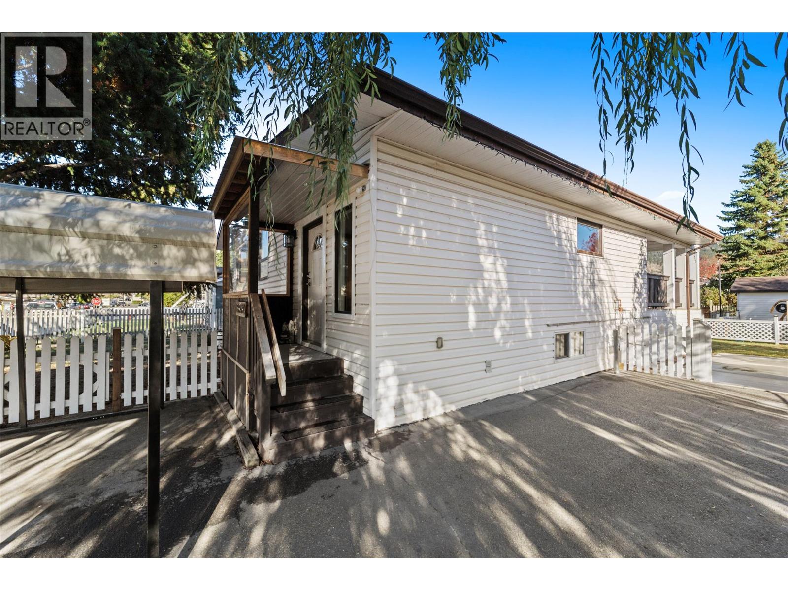 1404 Walnut Avenue Property Photo 2