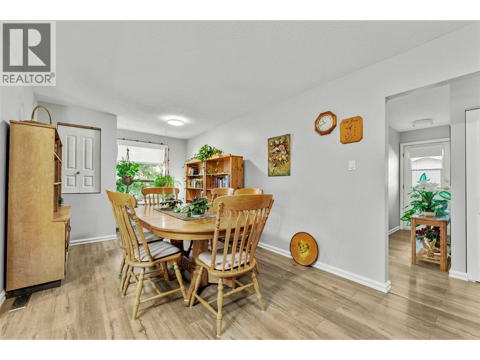 1404 Walnut Avenue Property Photo 9