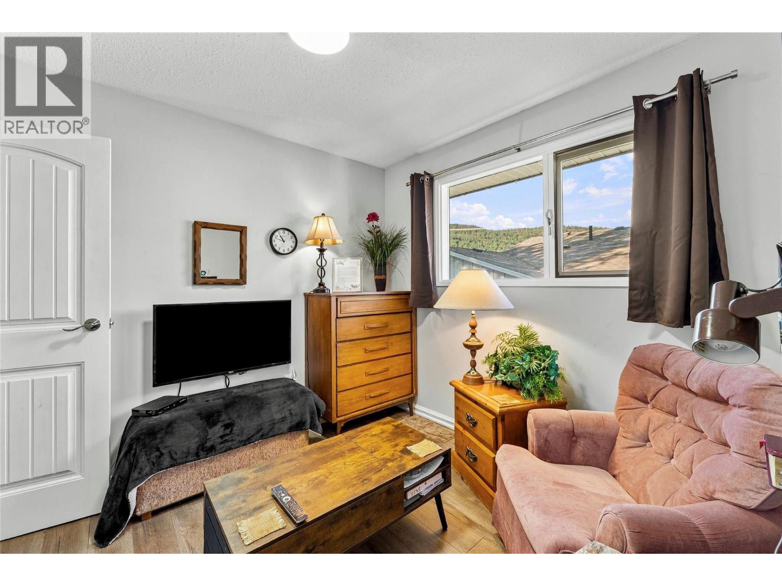1404 Walnut Avenue Property Photo 18