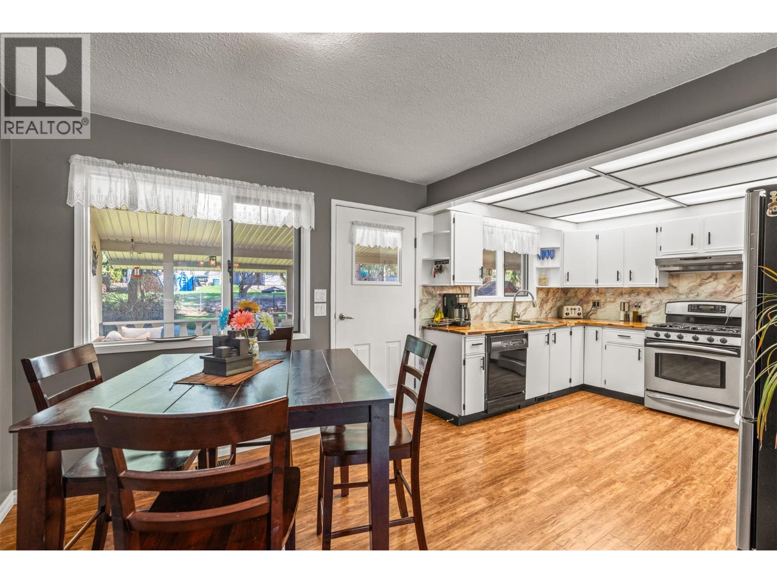 3419 Larch Drive Property Photo 16