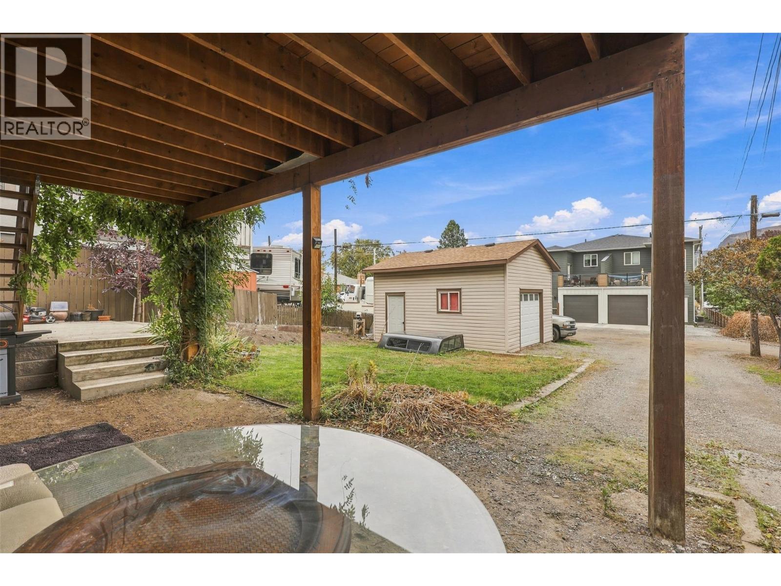 812 Columbia Street Property Photo 39