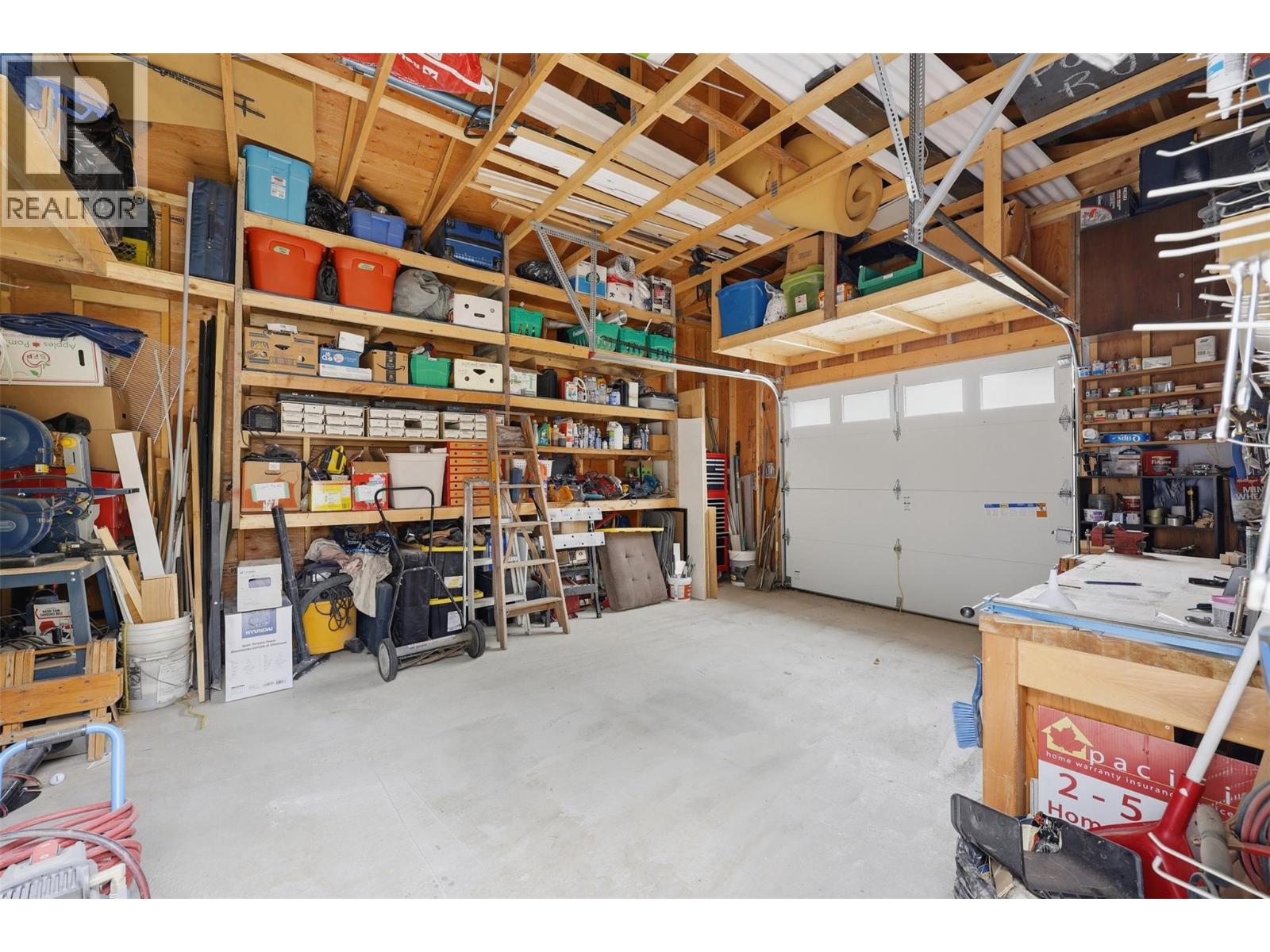 812 Columbia Street Property Photo 42