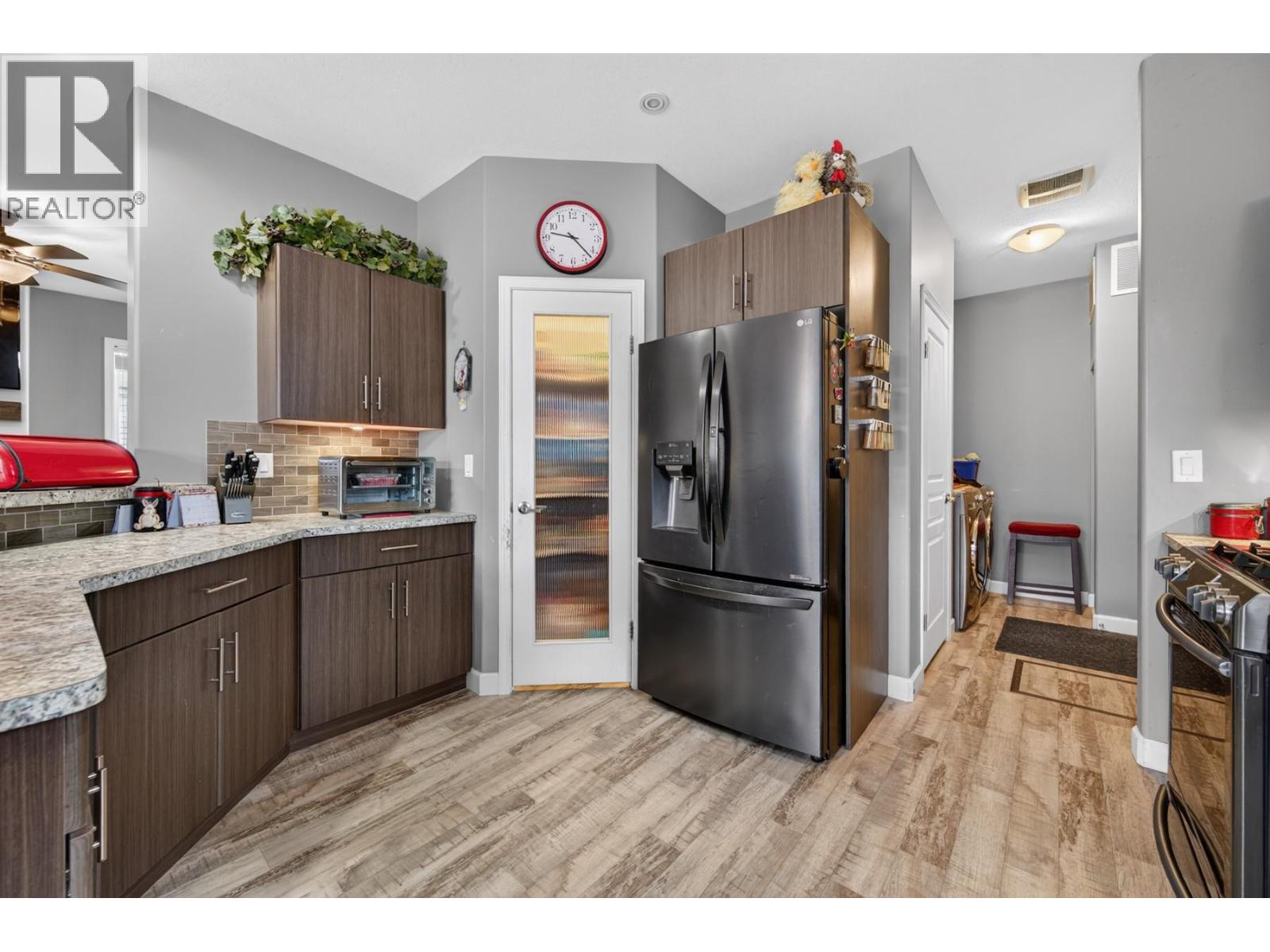 1410 Walnut Avenue Property Photo 3