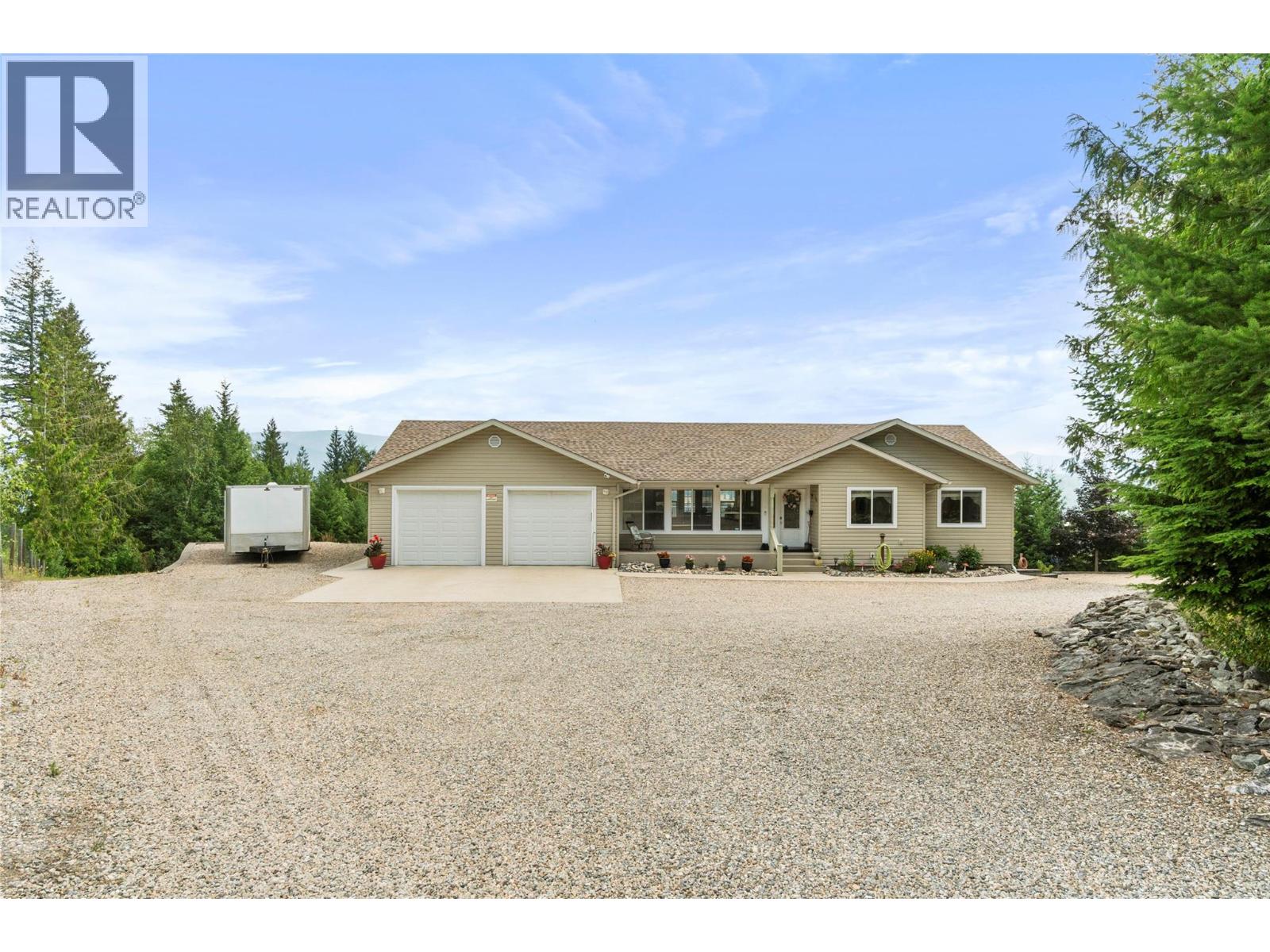 1406 Huckleberry Drive Property Photo 2