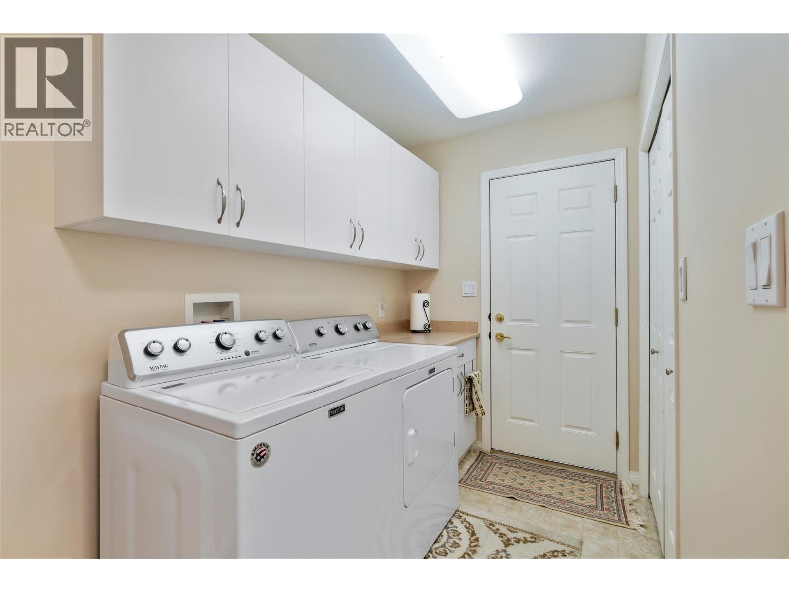 1406 Huckleberry Drive Property Photo 14