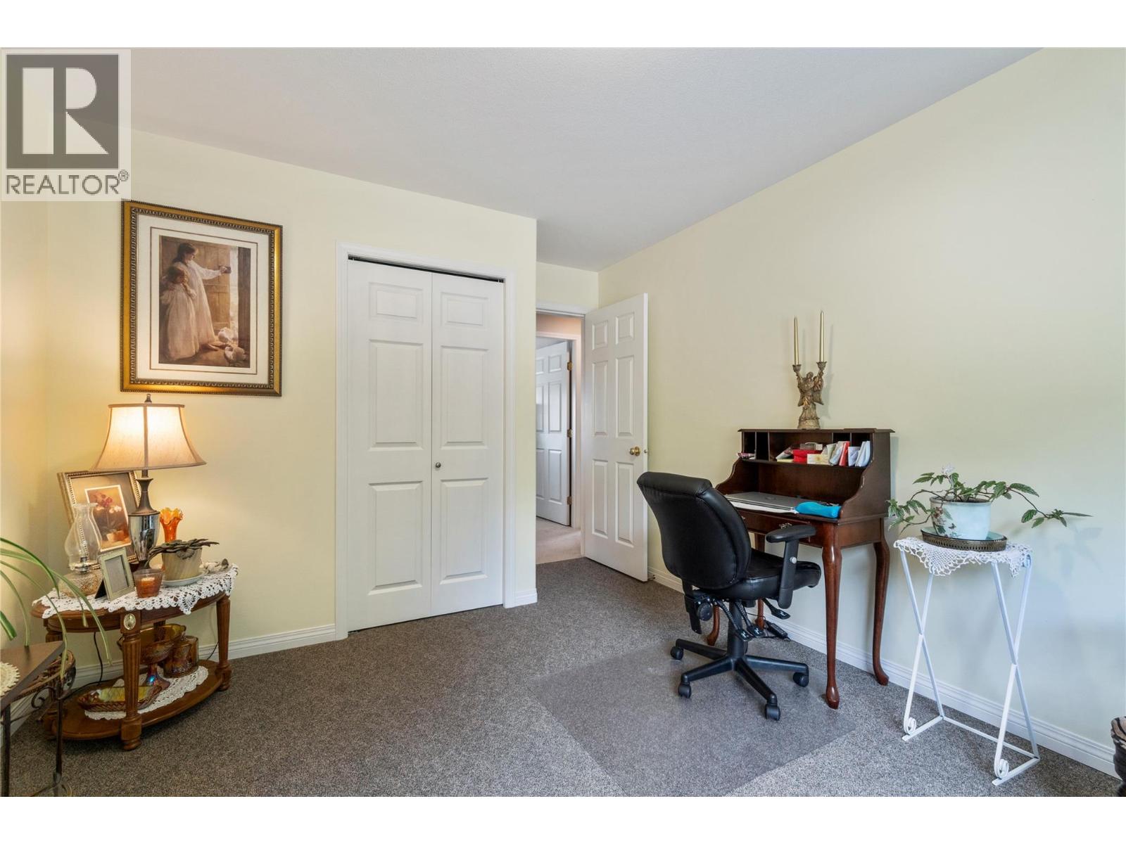 1406 Huckleberry Drive Property Photo 24