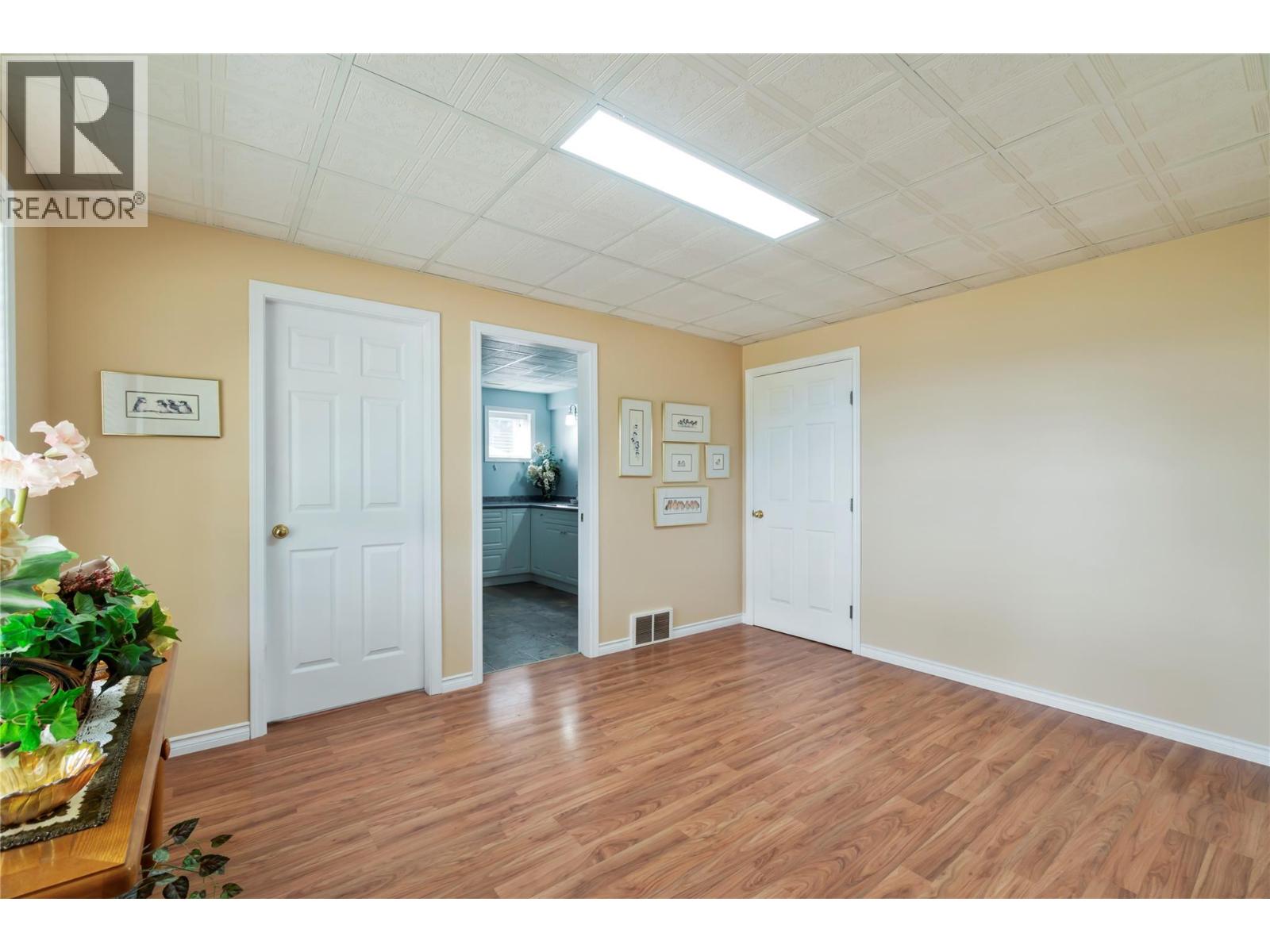 1406 Huckleberry Drive Property Photo 27