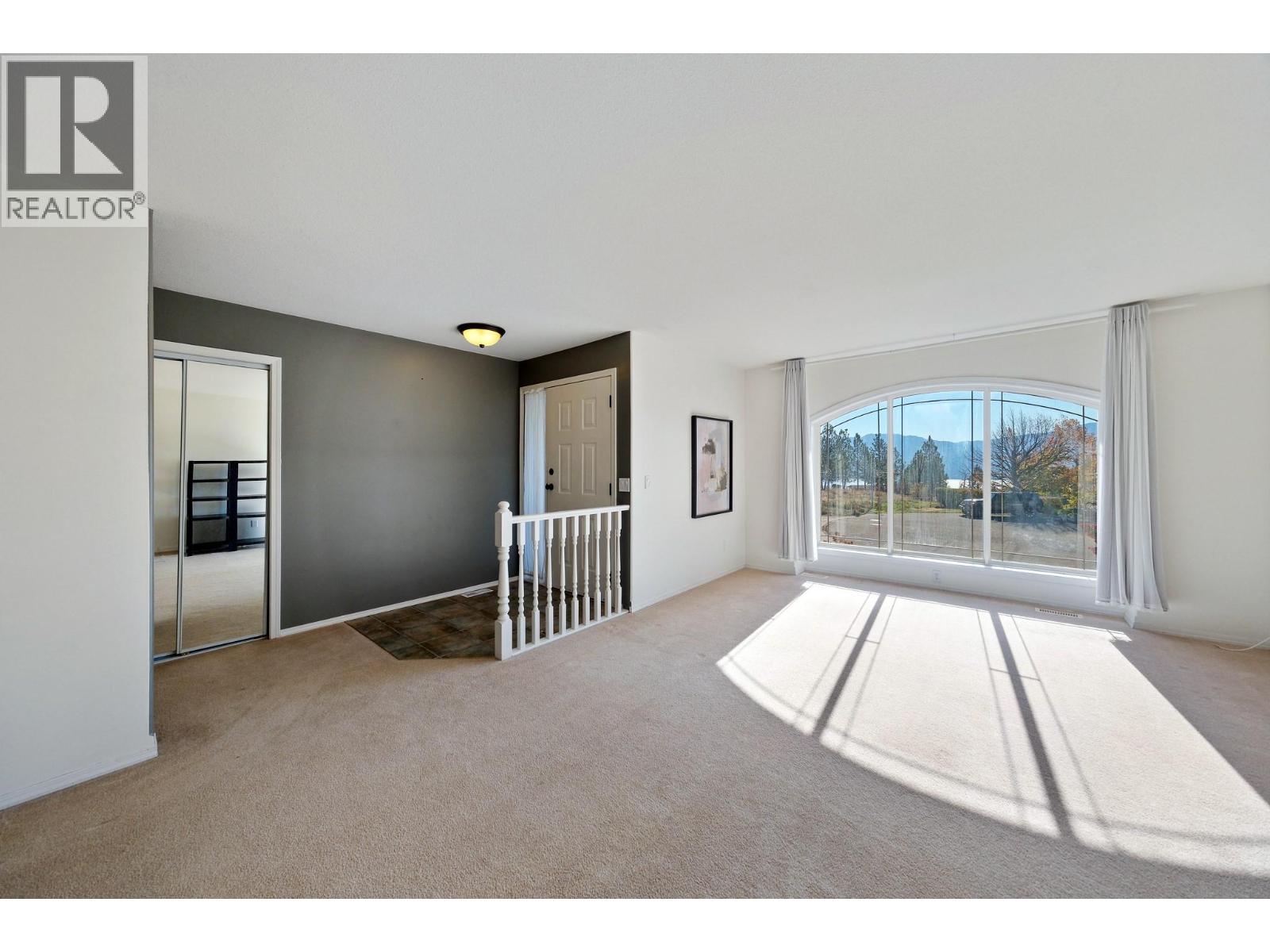 2800 Doucette Drive Property Photo 3