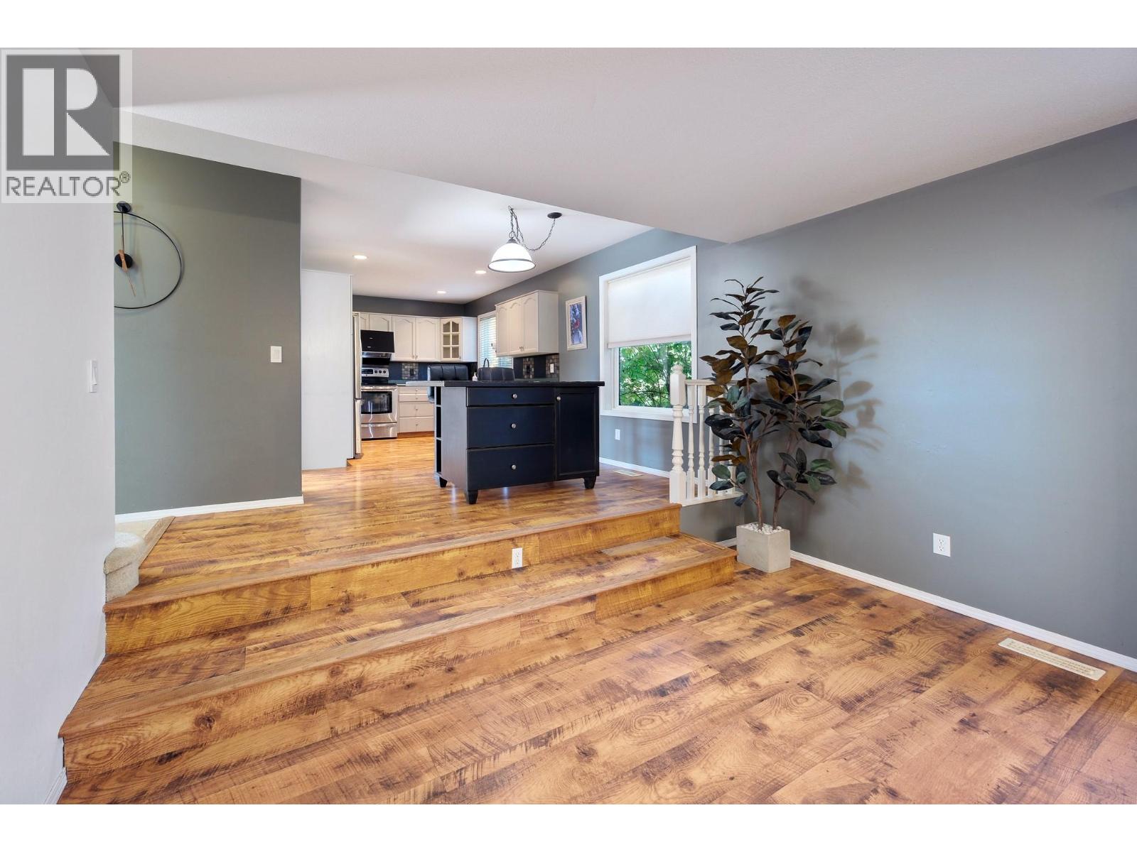 2800 Doucette Drive Property Photo 11
