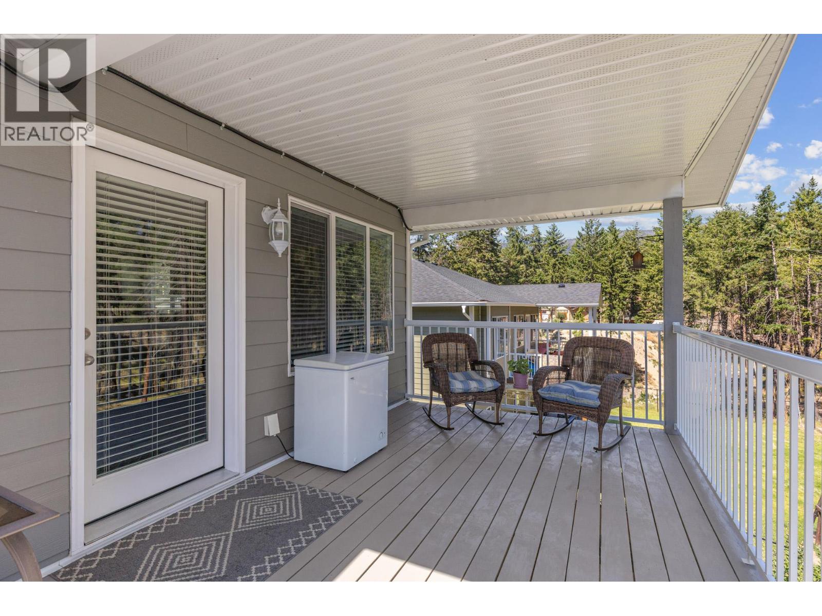 690 Muir Road Property Photo 11